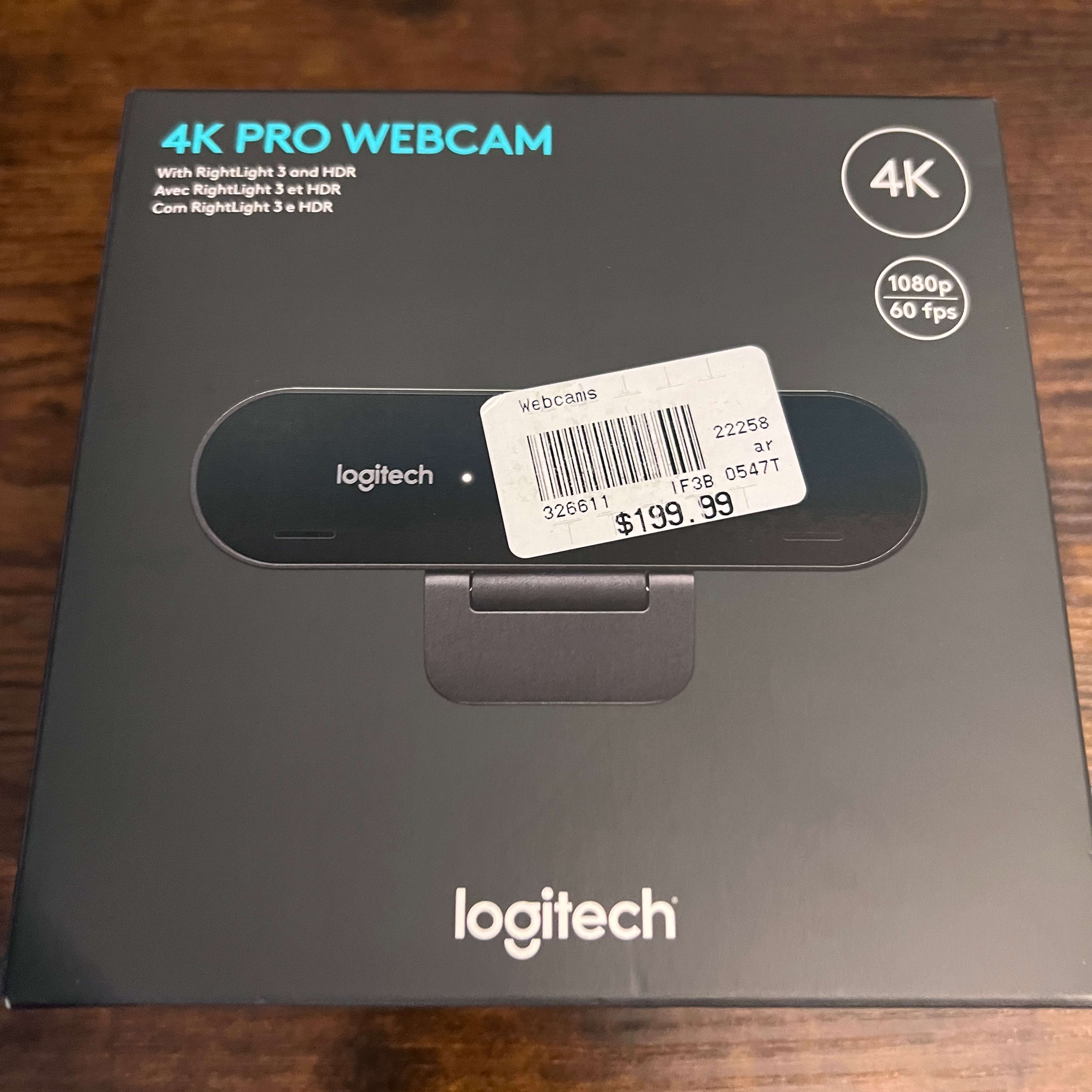 4K Pro Webcam with HDR and RightLight 3