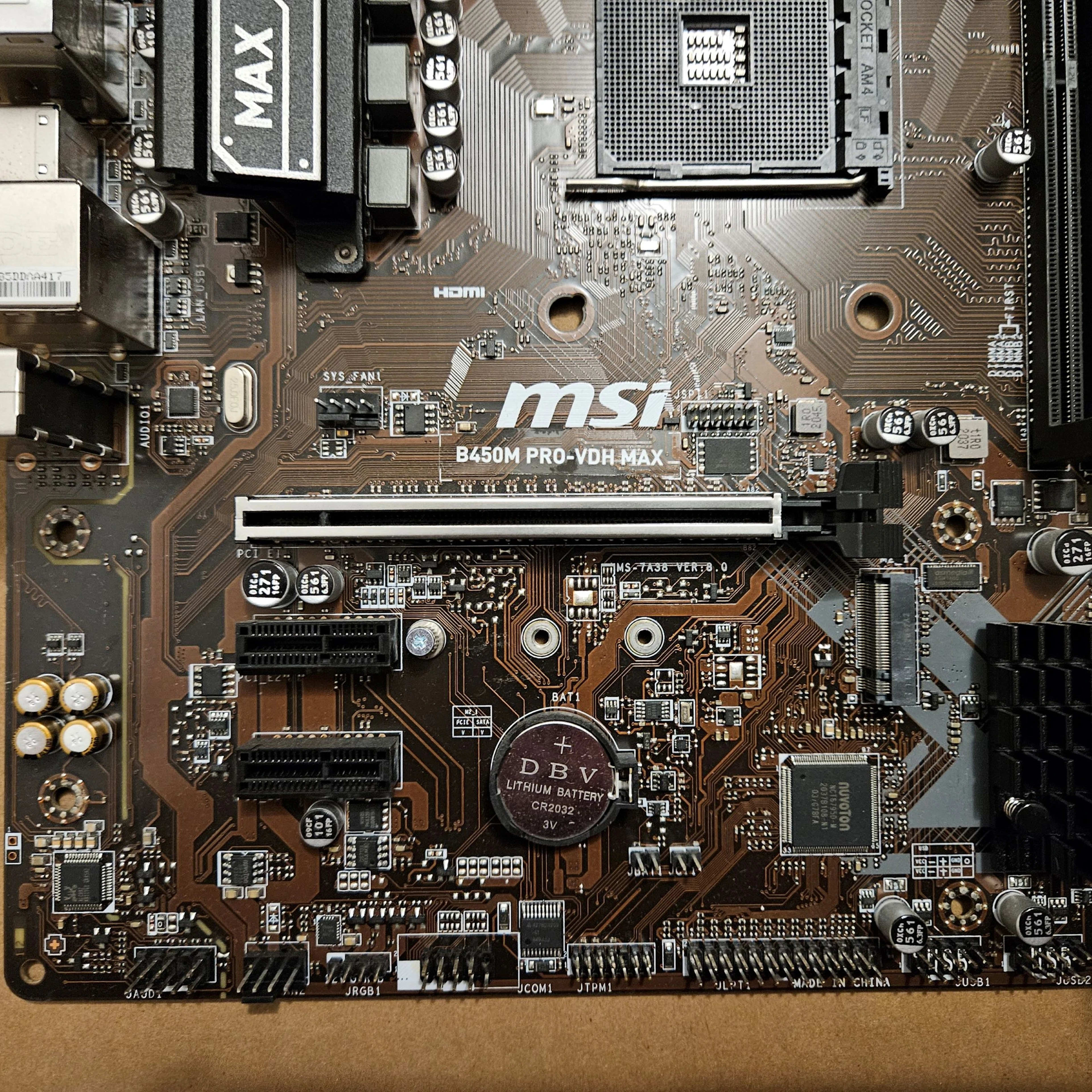 MSI B450M PRO-VDH MAX - Socket AM4 - USED