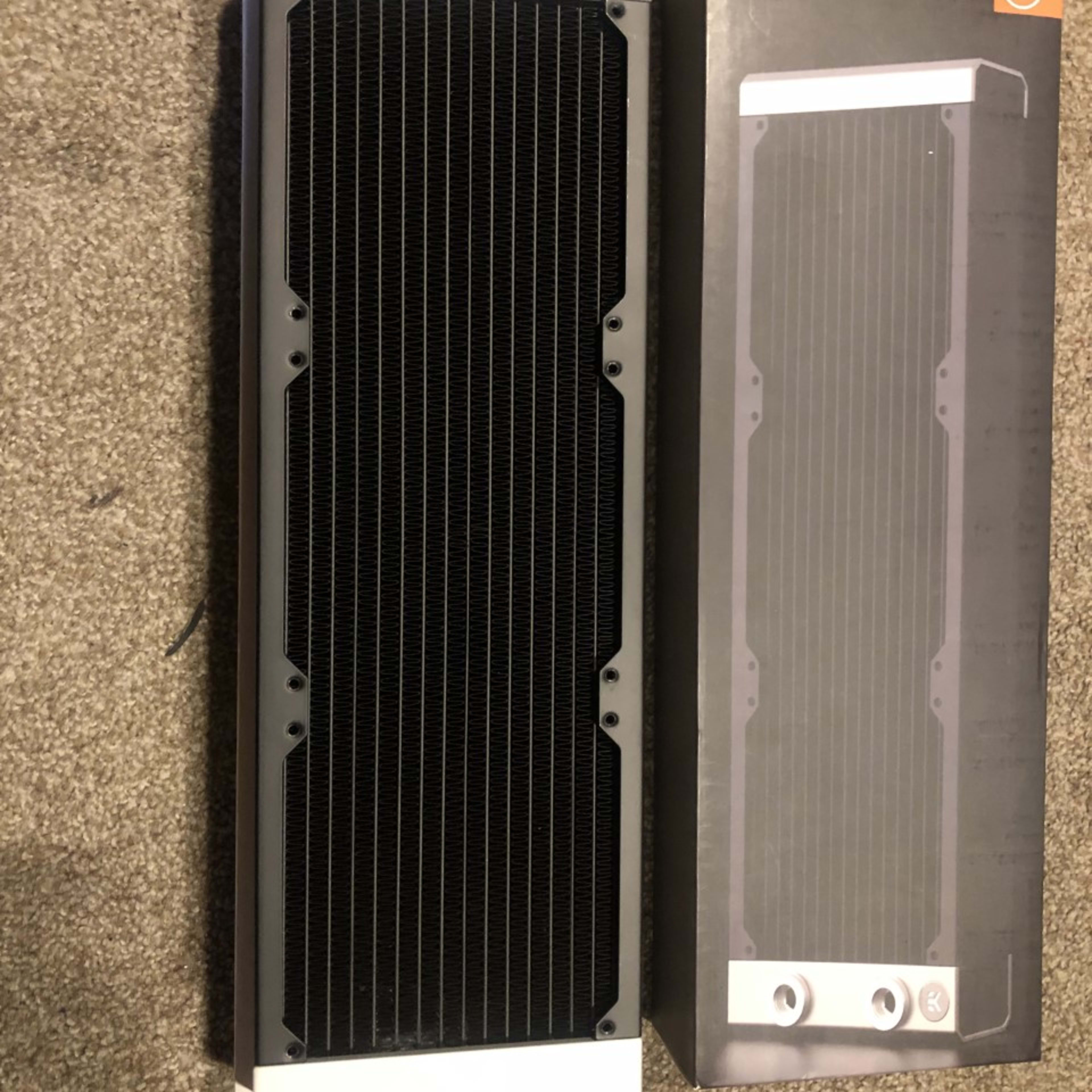 EK Quantum Surface P360M Radiator