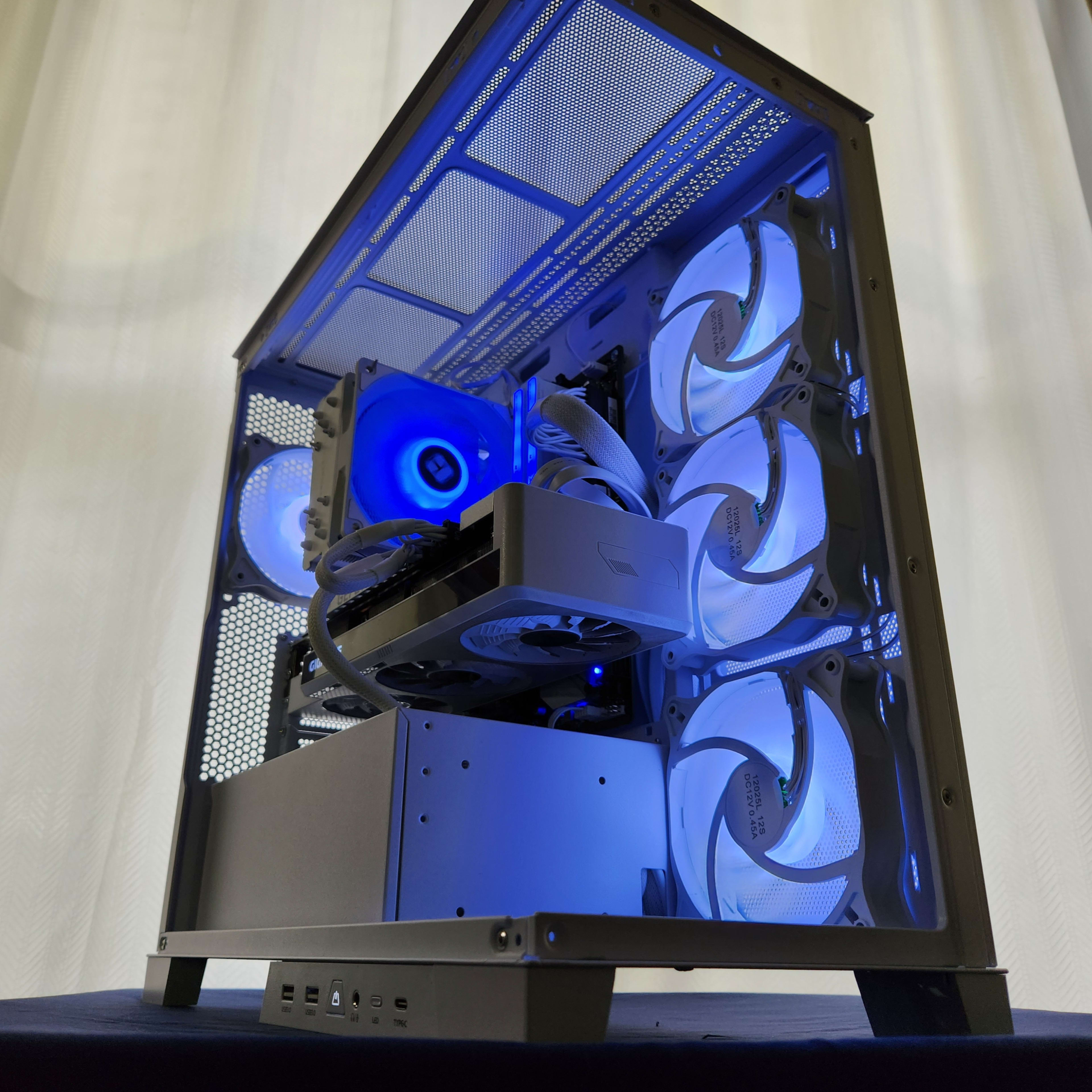 Gorgeous All White 3070 TI/i512600KF Build | Jawa Gorgeous All White 3070 TI/i512600KF Build | Jawa