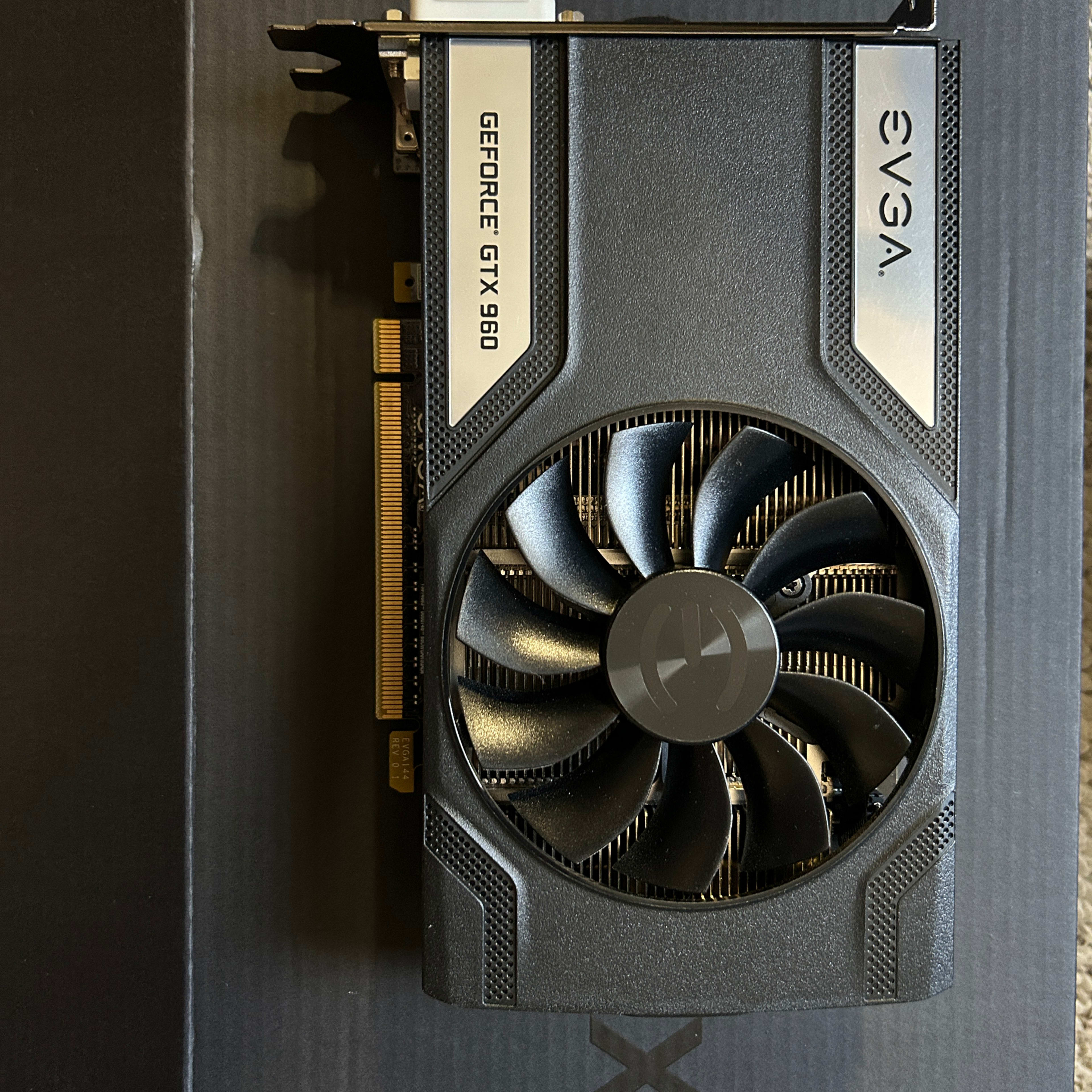 EVGA GTX 960 2GB