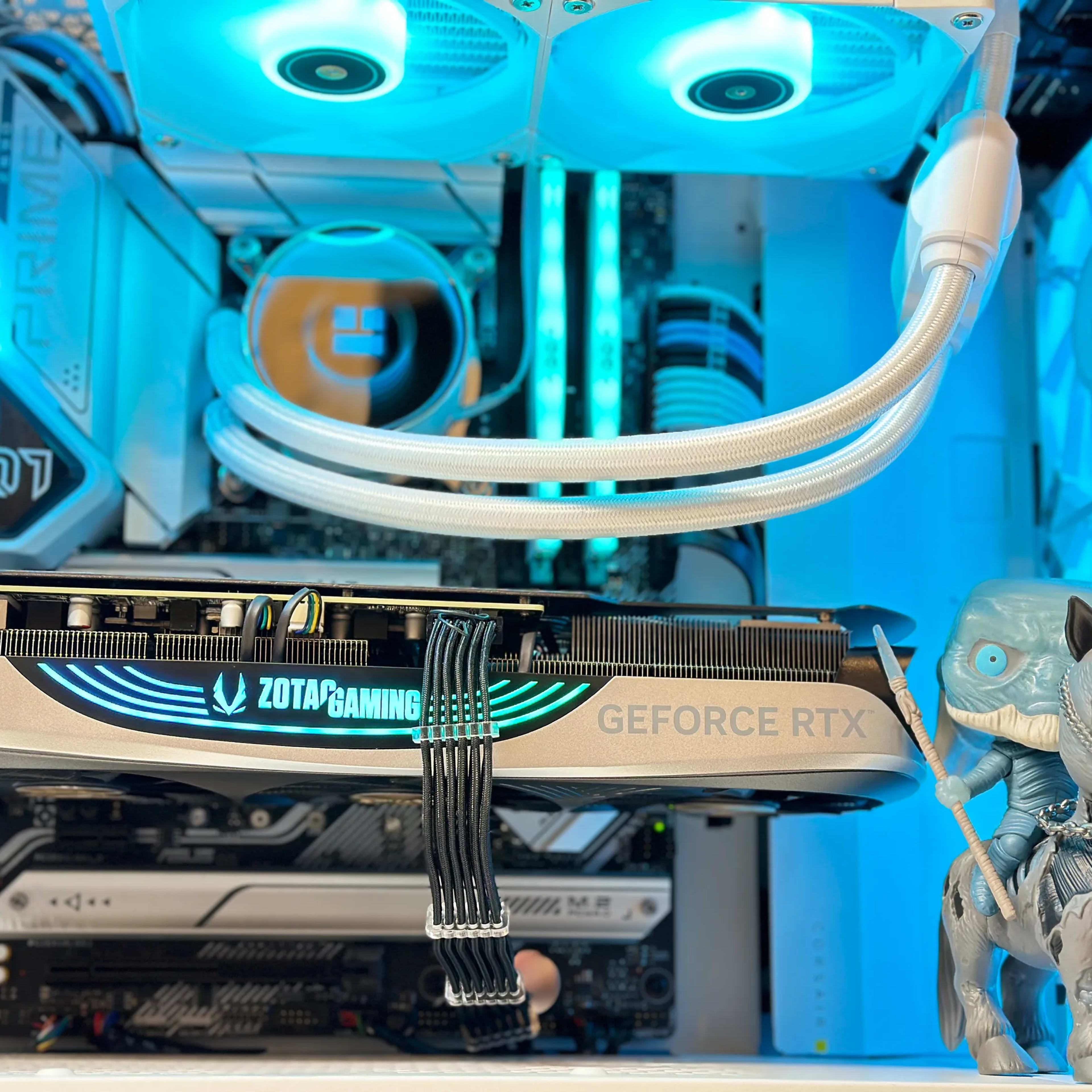 🧊🐎White Walker🐎🧊Nvidia RTX 4070 Ti❄️Intel i7 12700KF 12Cores❄️32GB DDR5 ❄️2TB SSD NVME