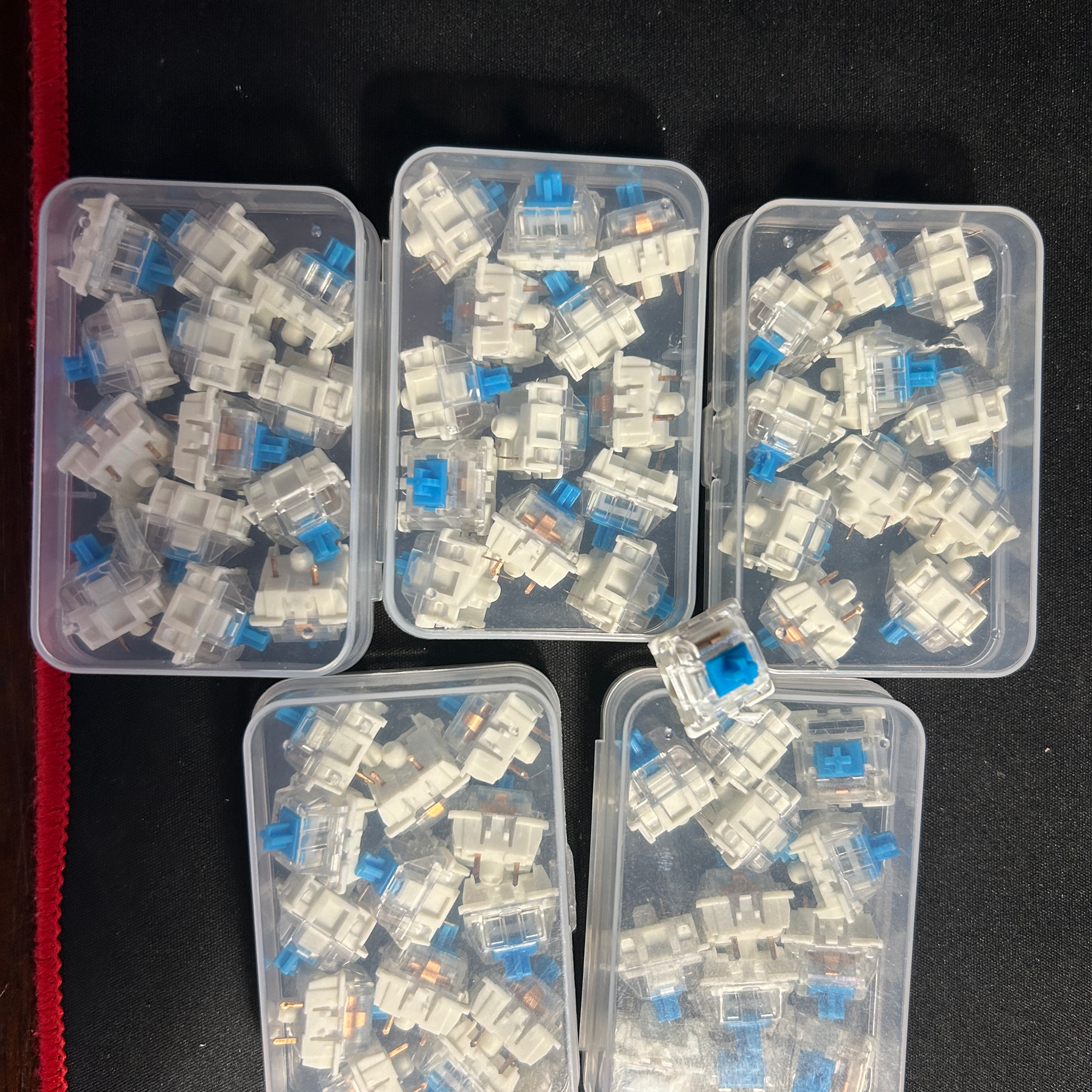 63pcs Gateron Blue Mechanical Switches 3pin with accessories (Free Shipping)