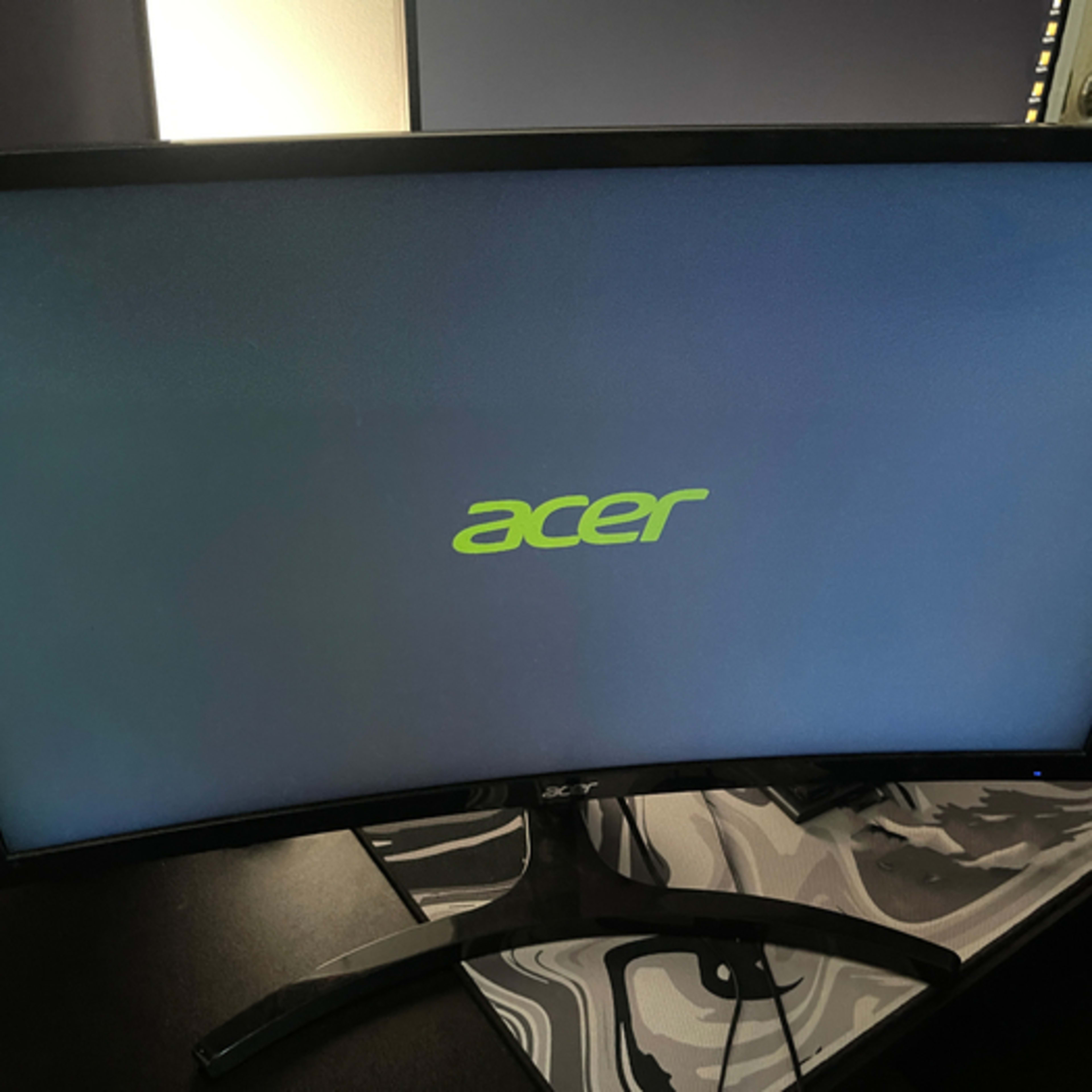 Acer ED242QR 23.6” 144Hz Curved ED242QR Abidpx