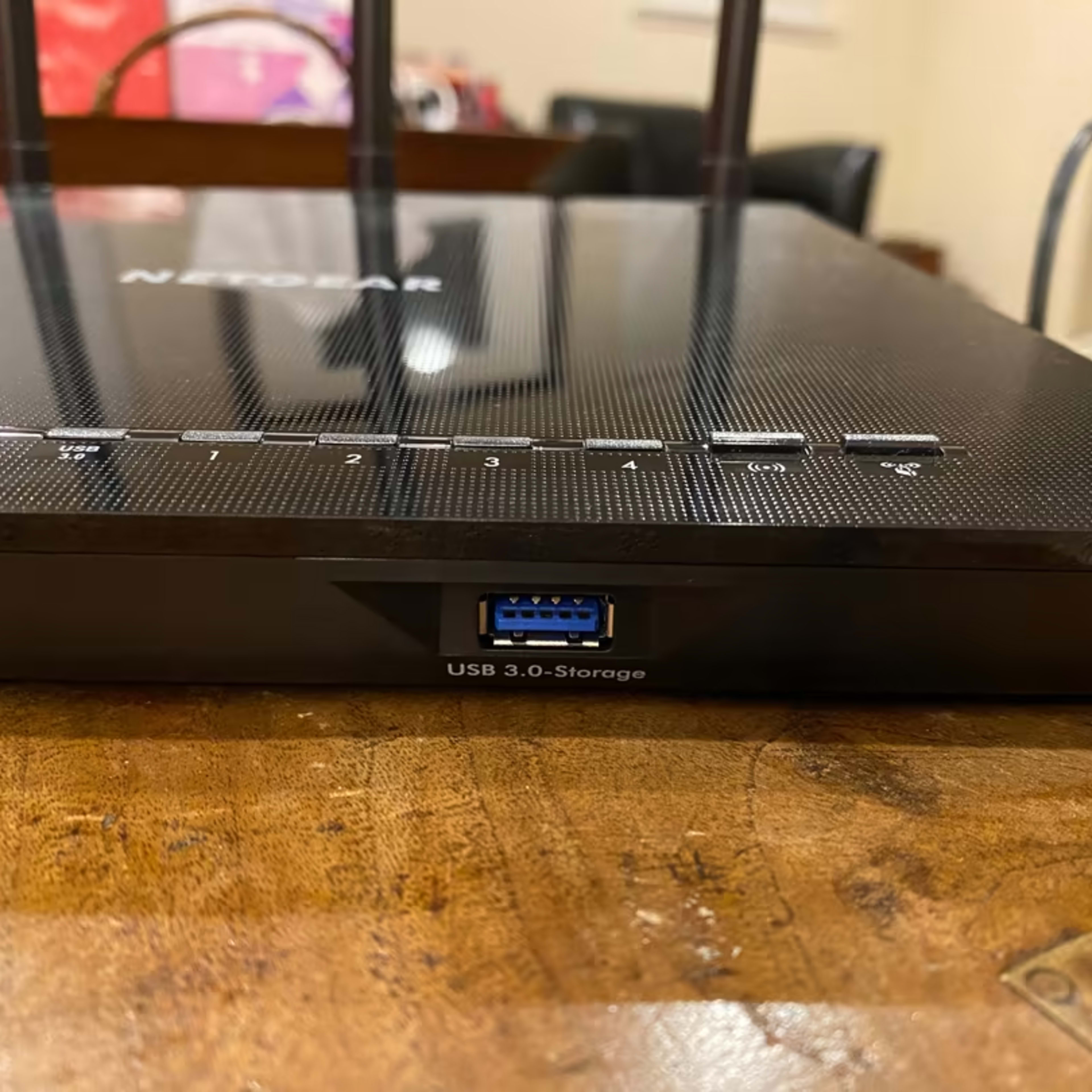 Netgear NightHawk AC1750 R6700v3 WiFi Router Jawa