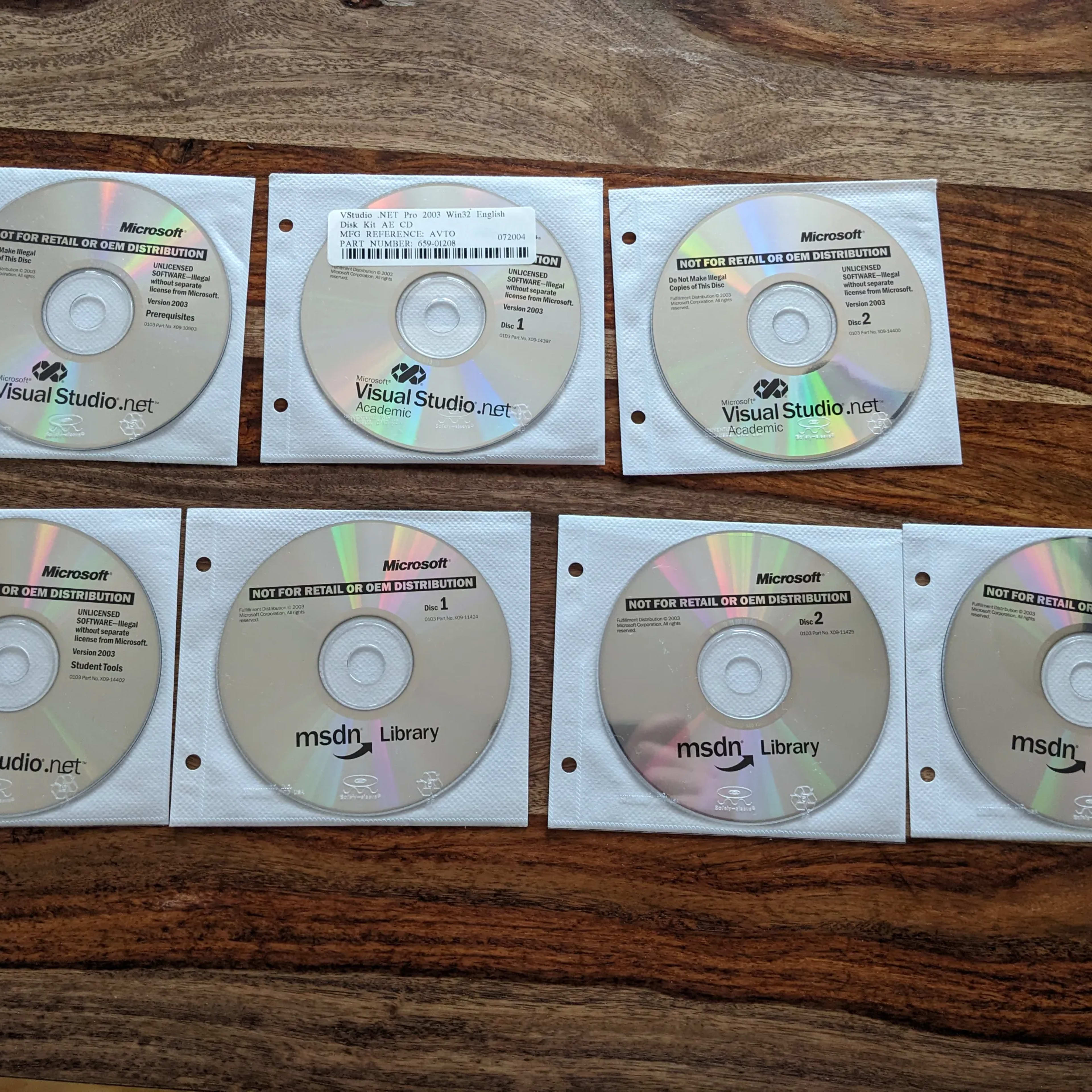 Microsoft Visual Studio.net 2003 academic with MSDN Microsoft Visual Studio.net 2003 academic with MSDN