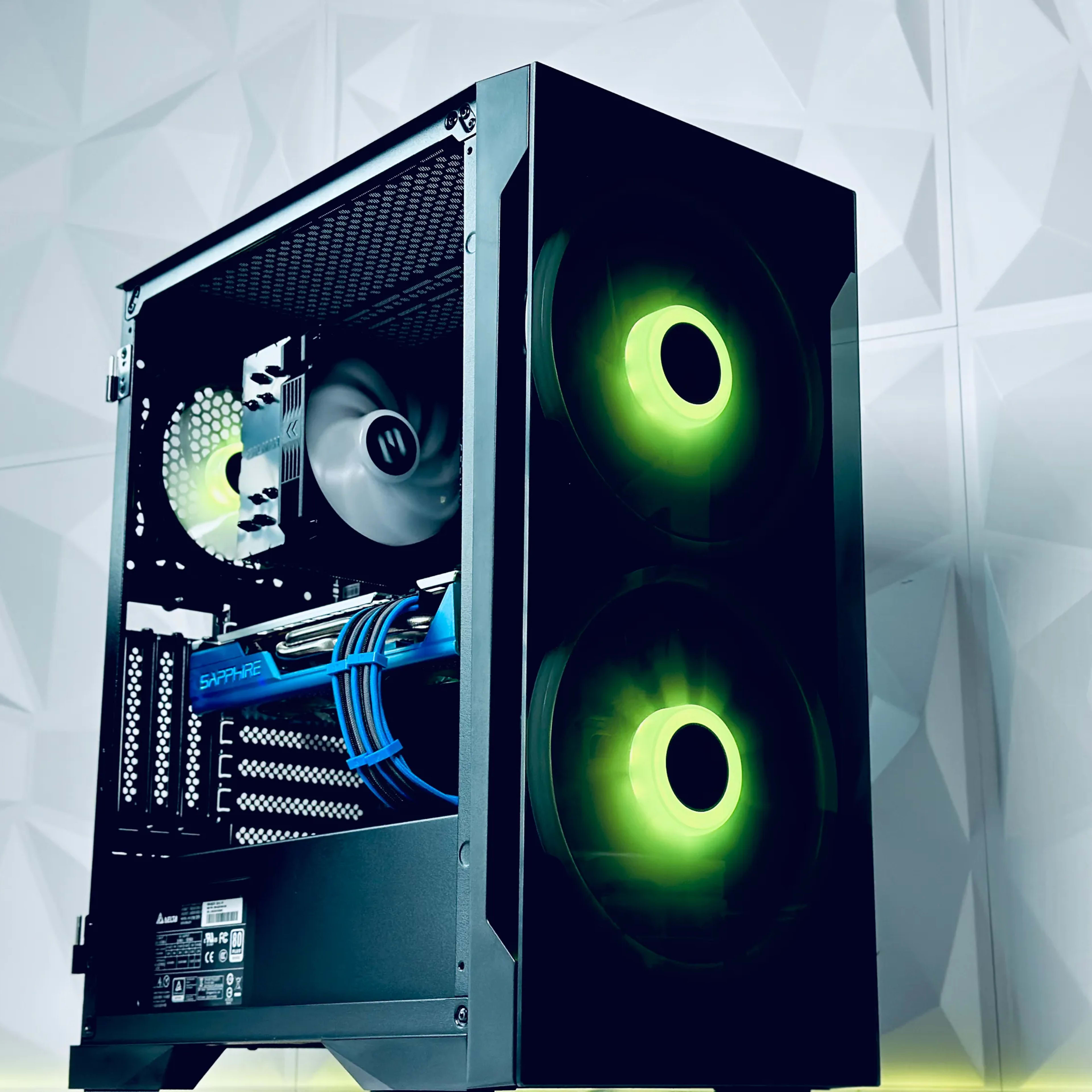 💙💎 SAPPHIRE Gaming PC🔷AMD RX 580 8GB 🔷Intel Core i7 4770🔷16GB RAM🔷500GB SSD | Jawa 💙💎 SAPPHIRE Gaming PC🔷AMD RX 580 8GB 🔷Intel Core i7 4770🔷16GB RAM🔷500GB SSD | Jawa
