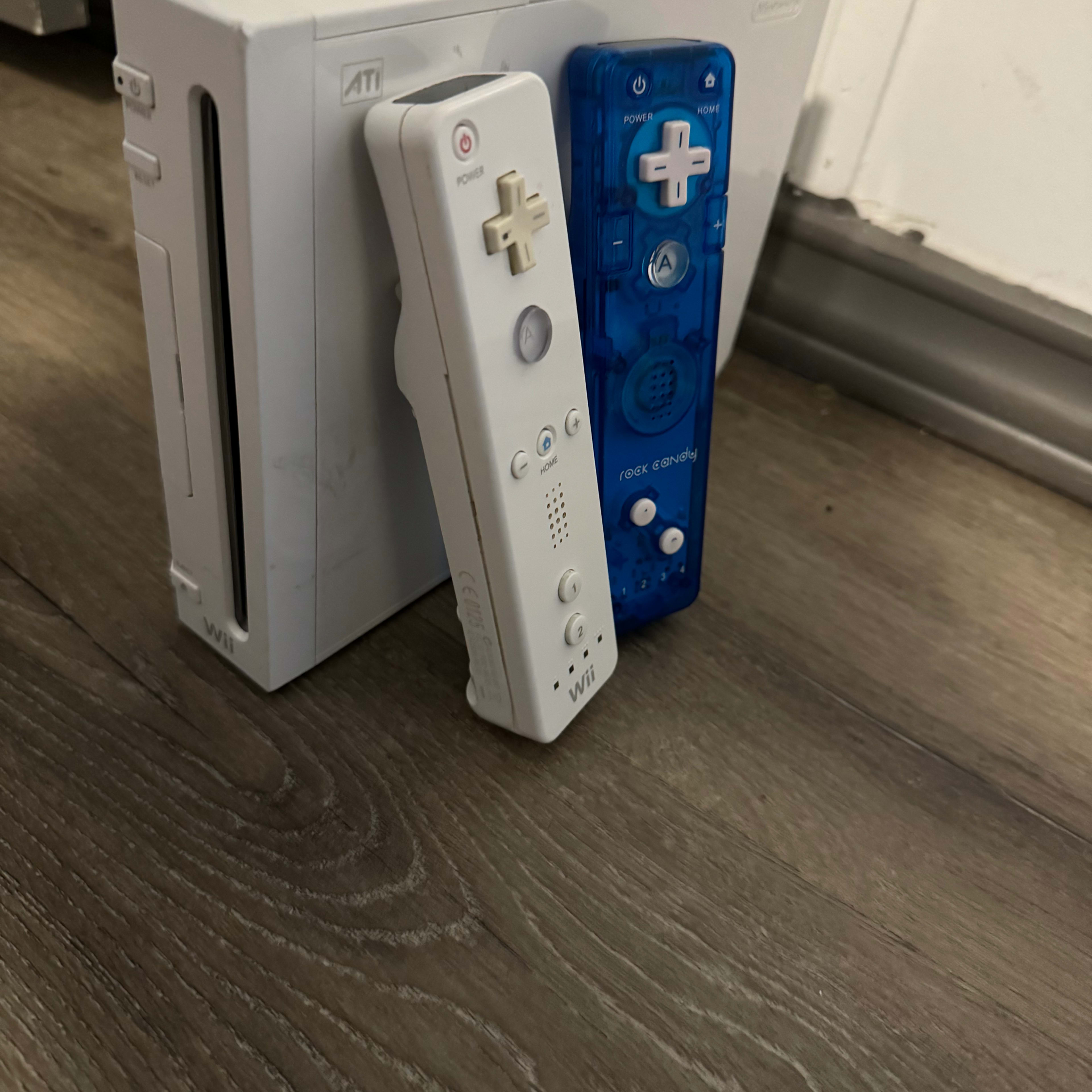 Wii, Controller, Games, Tiny retro game, Led Lights!