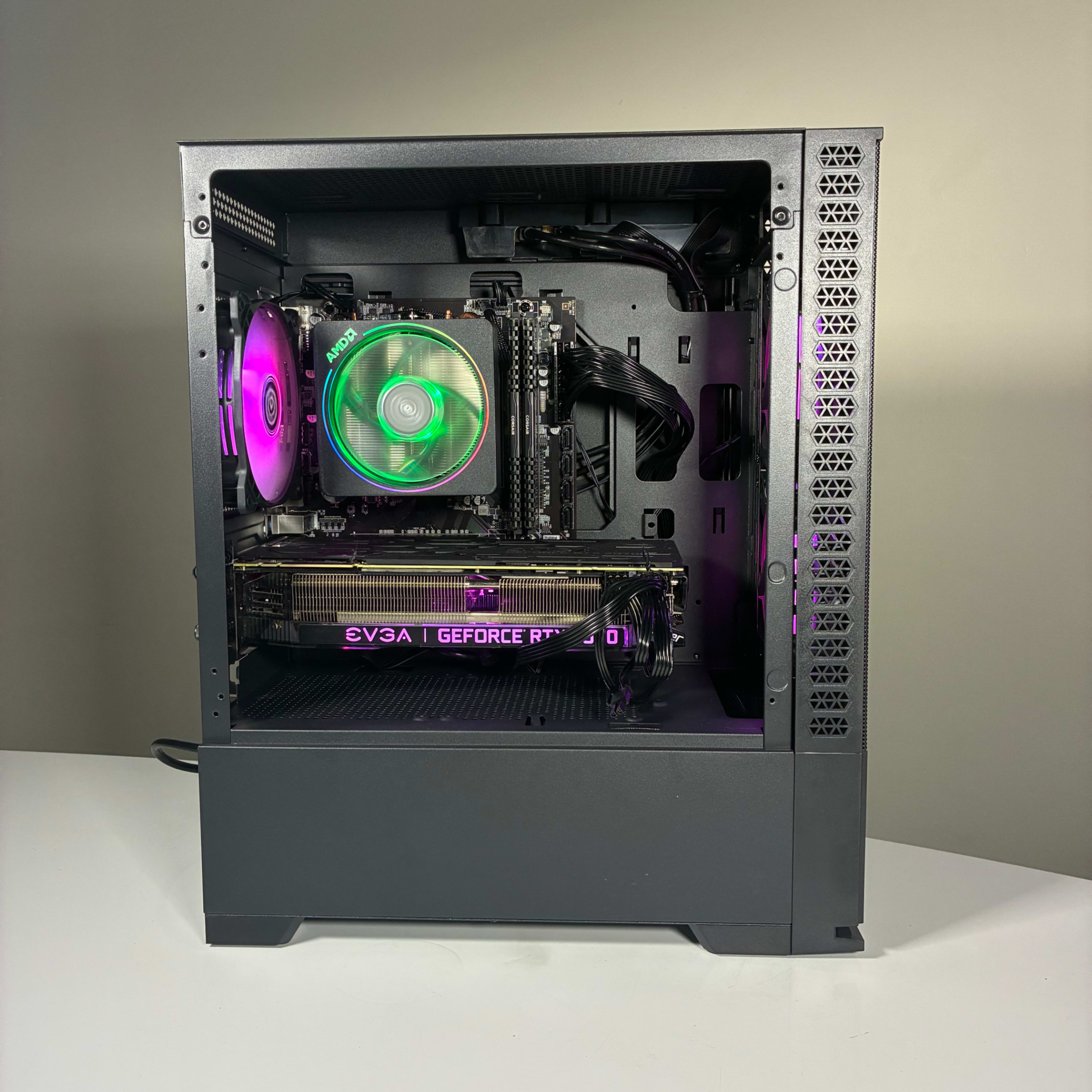 RTX 2070 Super | Ryzen 5 3600 | 16 GB RAM | 512 GB SSD