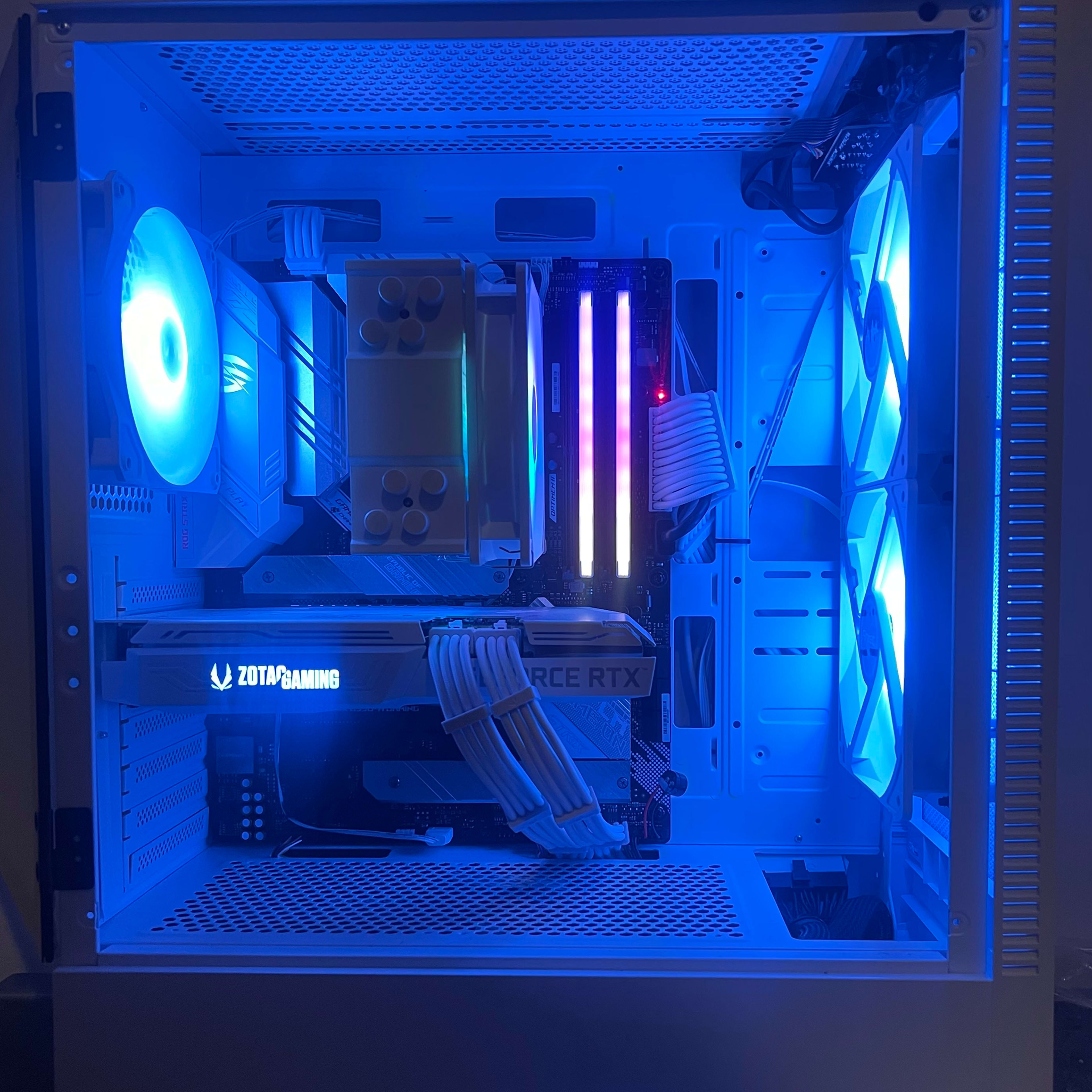 Nvidia RTX 3070 | RYZEN 5 5600X | 16GB RAM | 1TB M.2 NVMe SSD | White Gaming PC