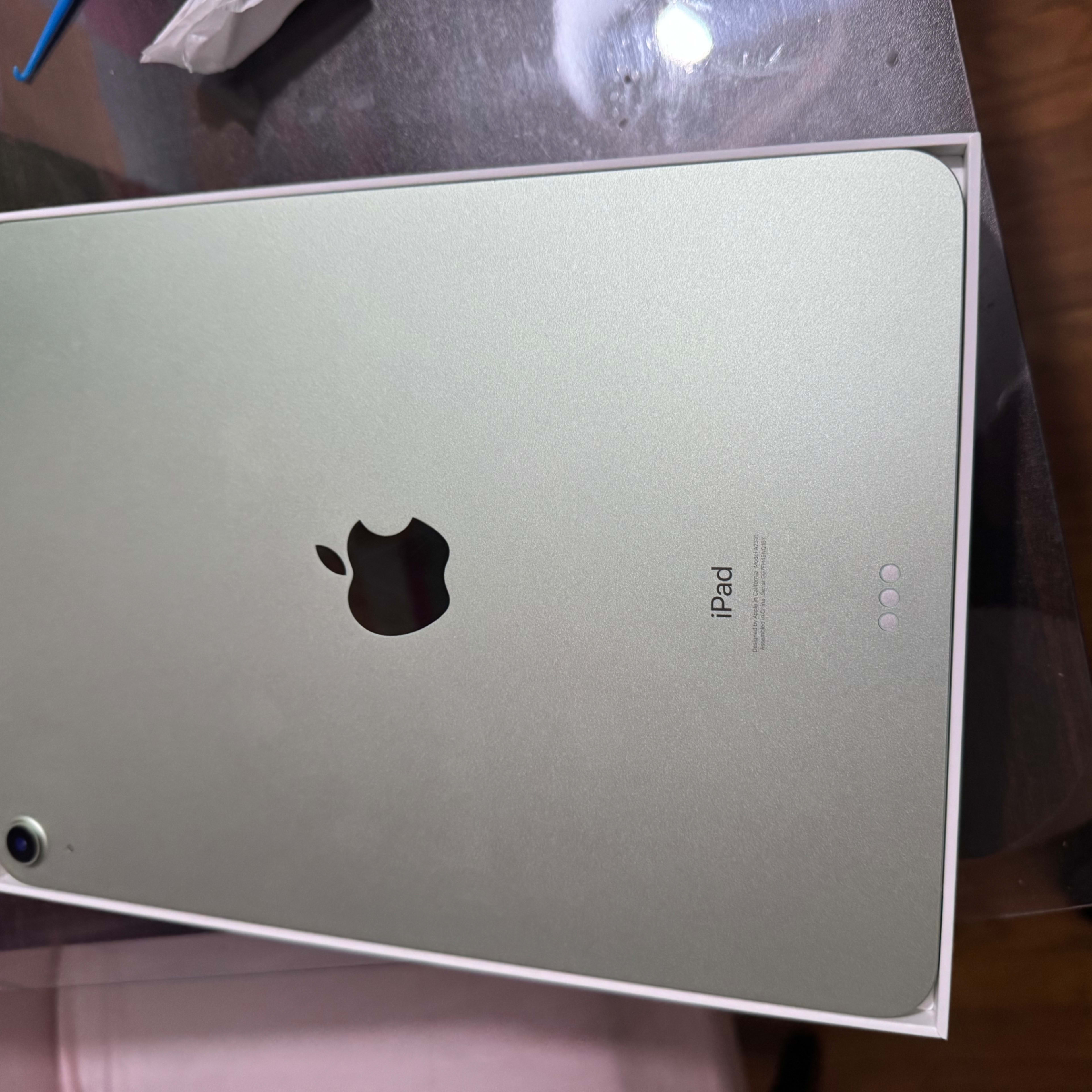 iPad Air 4th gen 256GB WiFi model with authentic Apple pen iPad Air 4th gen 256GB WiFi model with authentic Apple pen