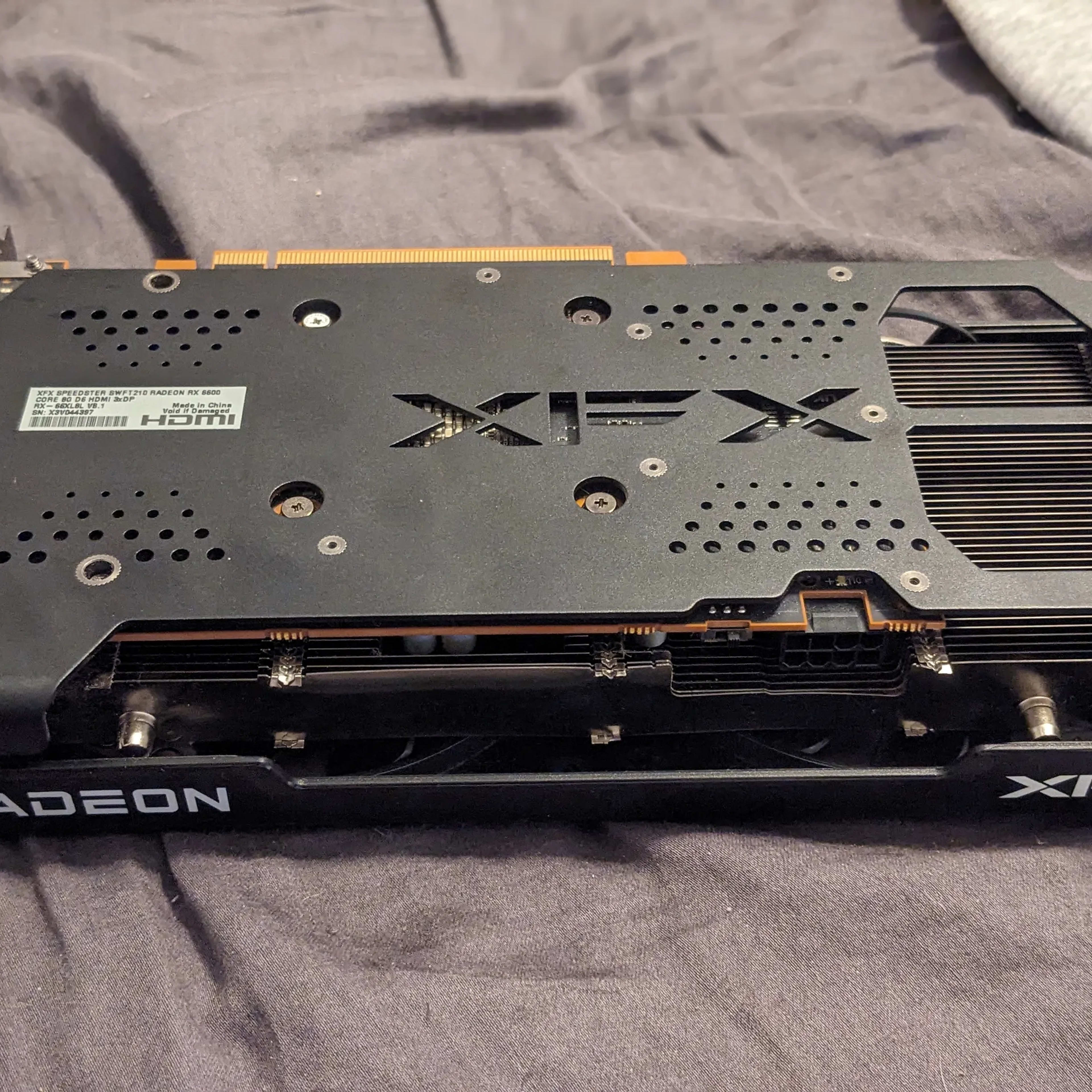 XFX SPEEDSTER SWFT 210 AMD Radeon RX 6600 8 Go GDDR6