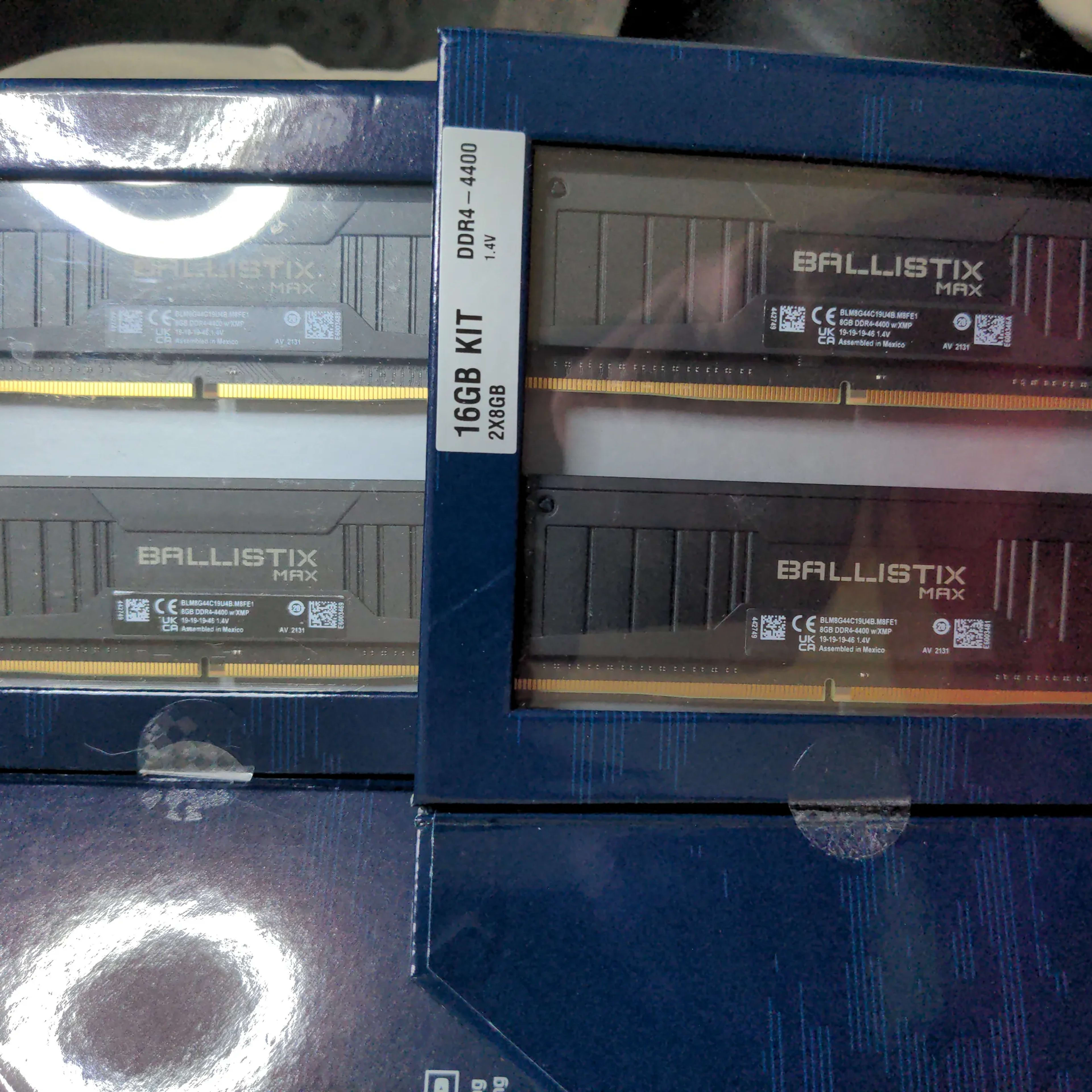 4400MHz Crucial Ballistix MAX 16 GB (2 x 8 GB) DDR4-4400 CL 19 Memory ...