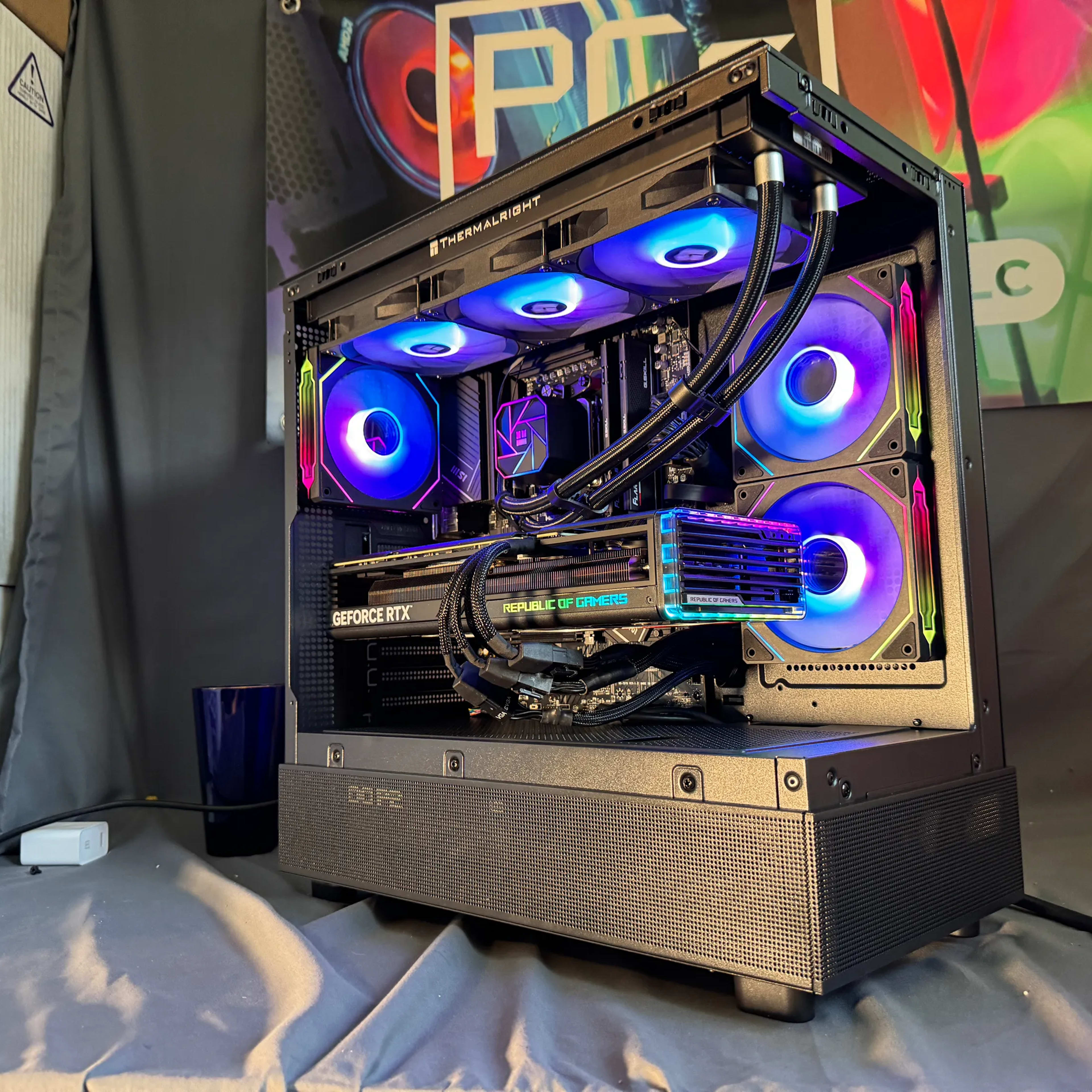 RTX 4070TI Strix Ryzen 7700X Gaming PC