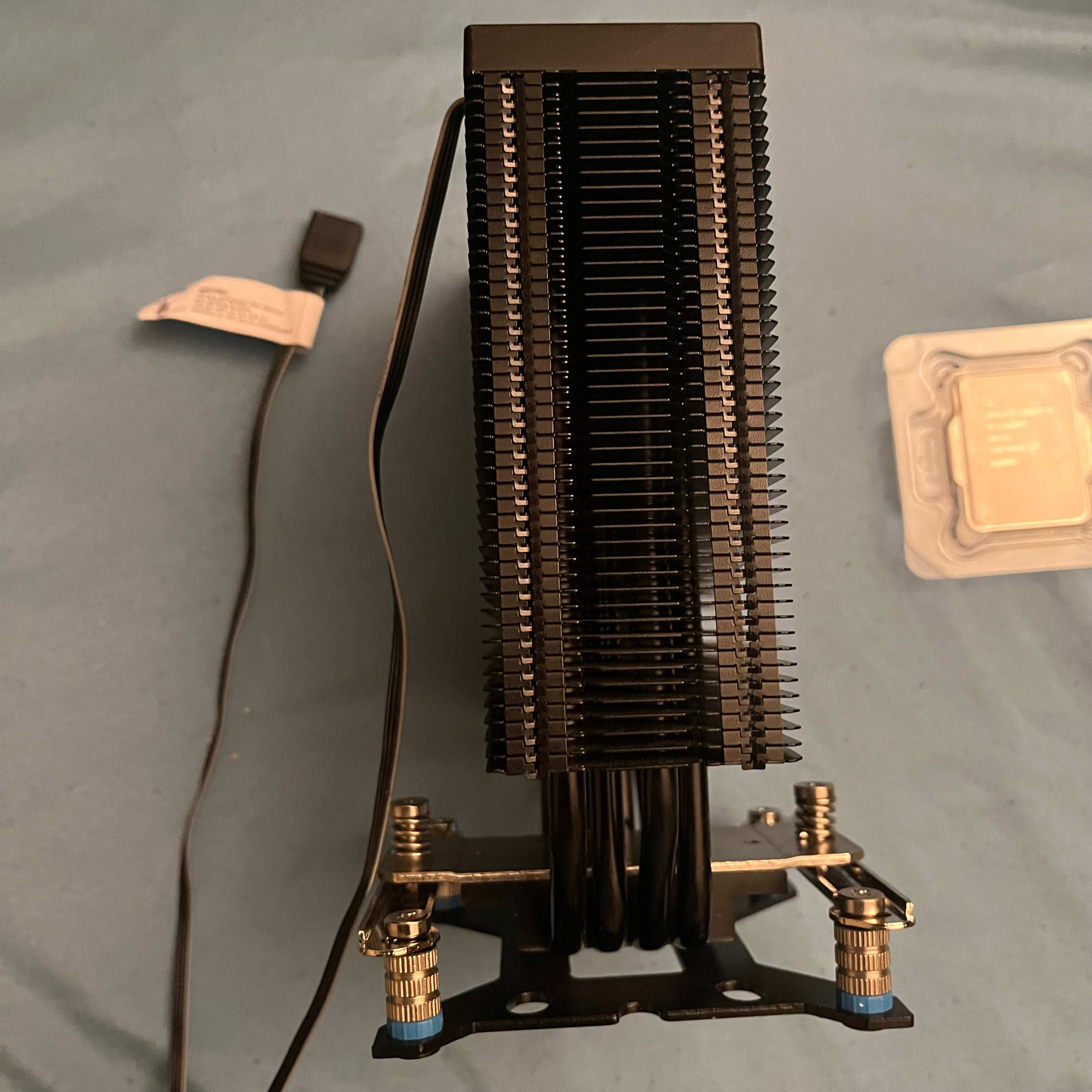 Intel Core i5-12600KF with CPU cooler | Jawa Intel Core i5-12600KF with CPU cooler | Jawa