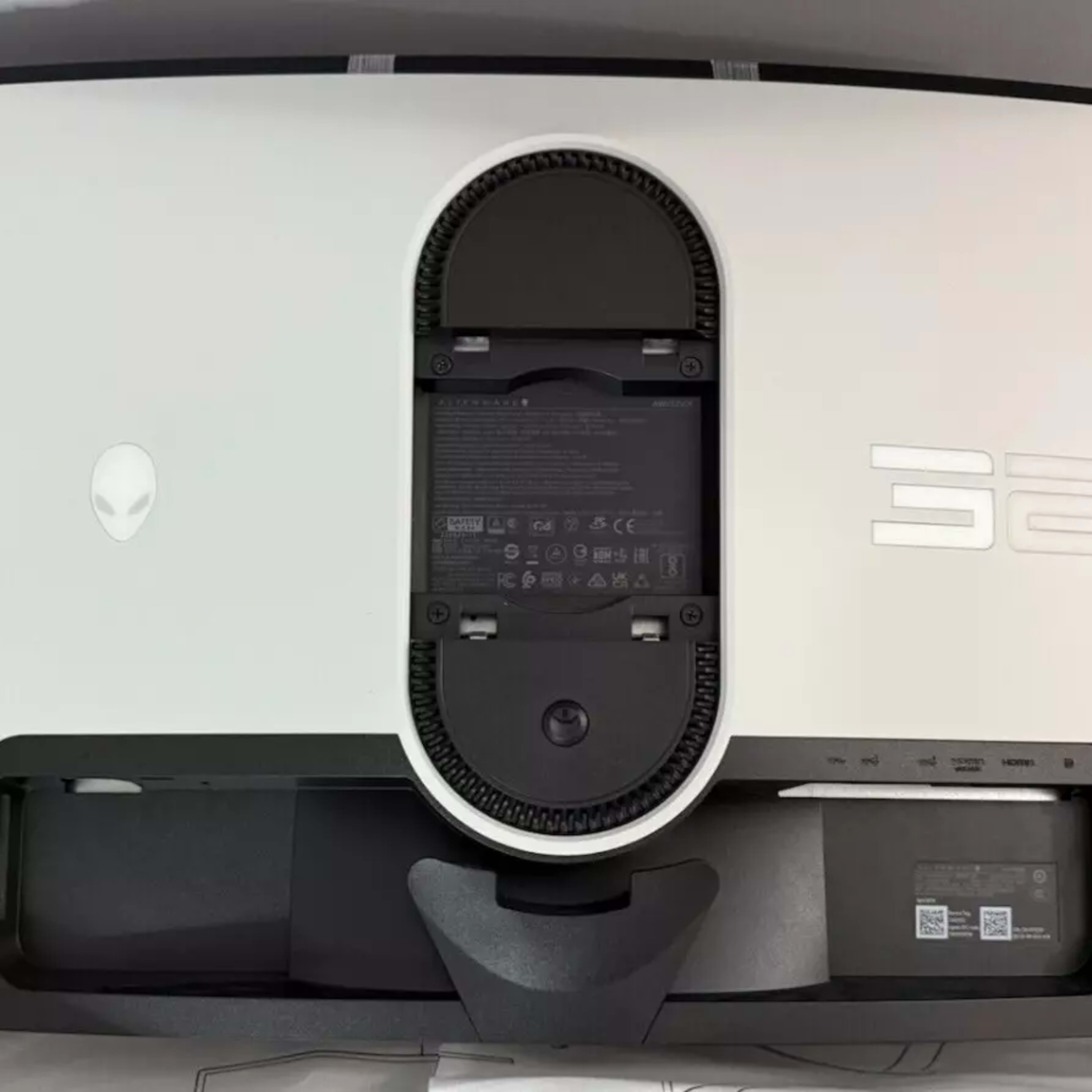 Alienware AW3225QF 32 Alienware AW3225QF 32