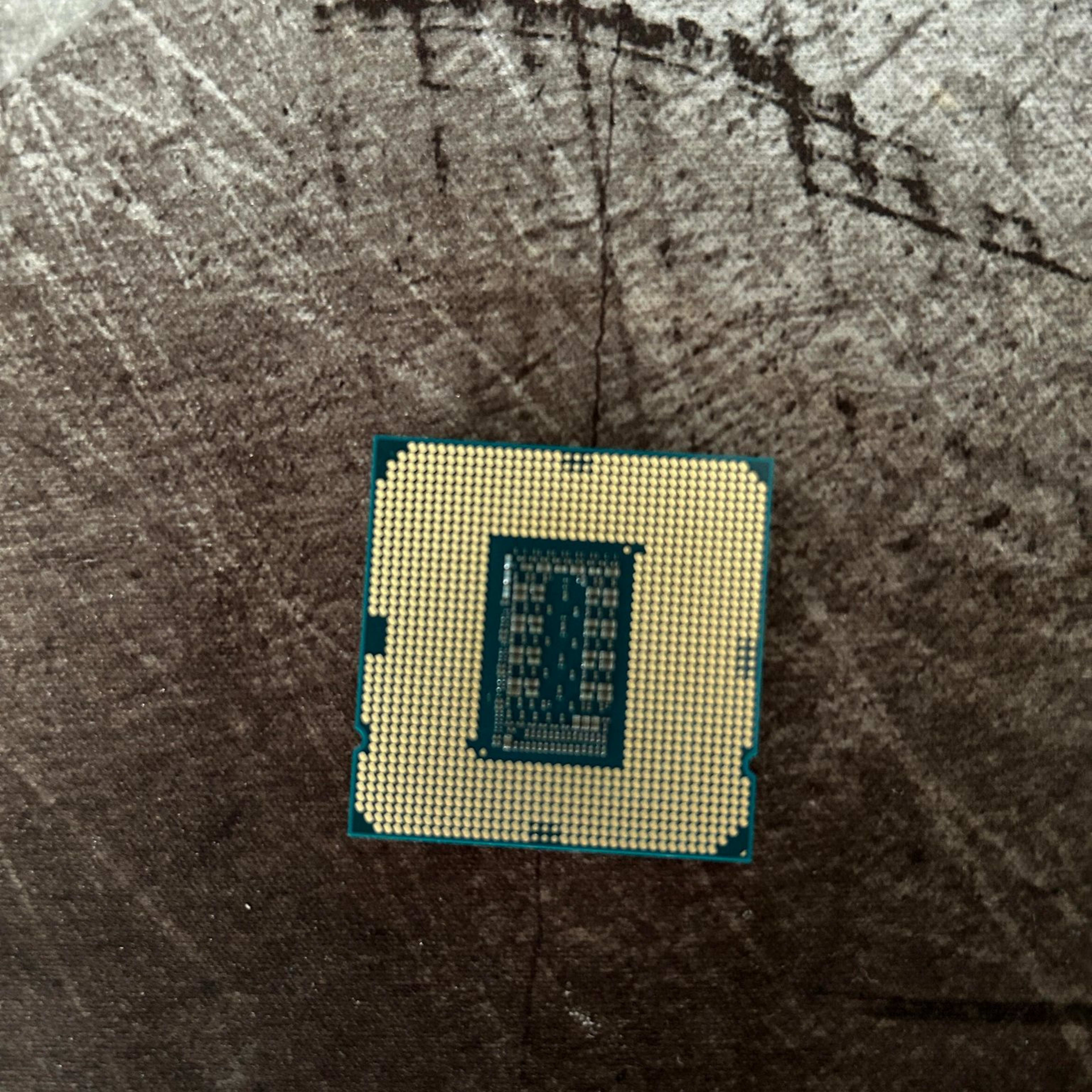 Intel Core i7-11700KF - Core i7 11th Gen Rocket Lake 8-Core Intel Core i7-11700KF - Core i7 11th Gen Rocket Lake 8-Core