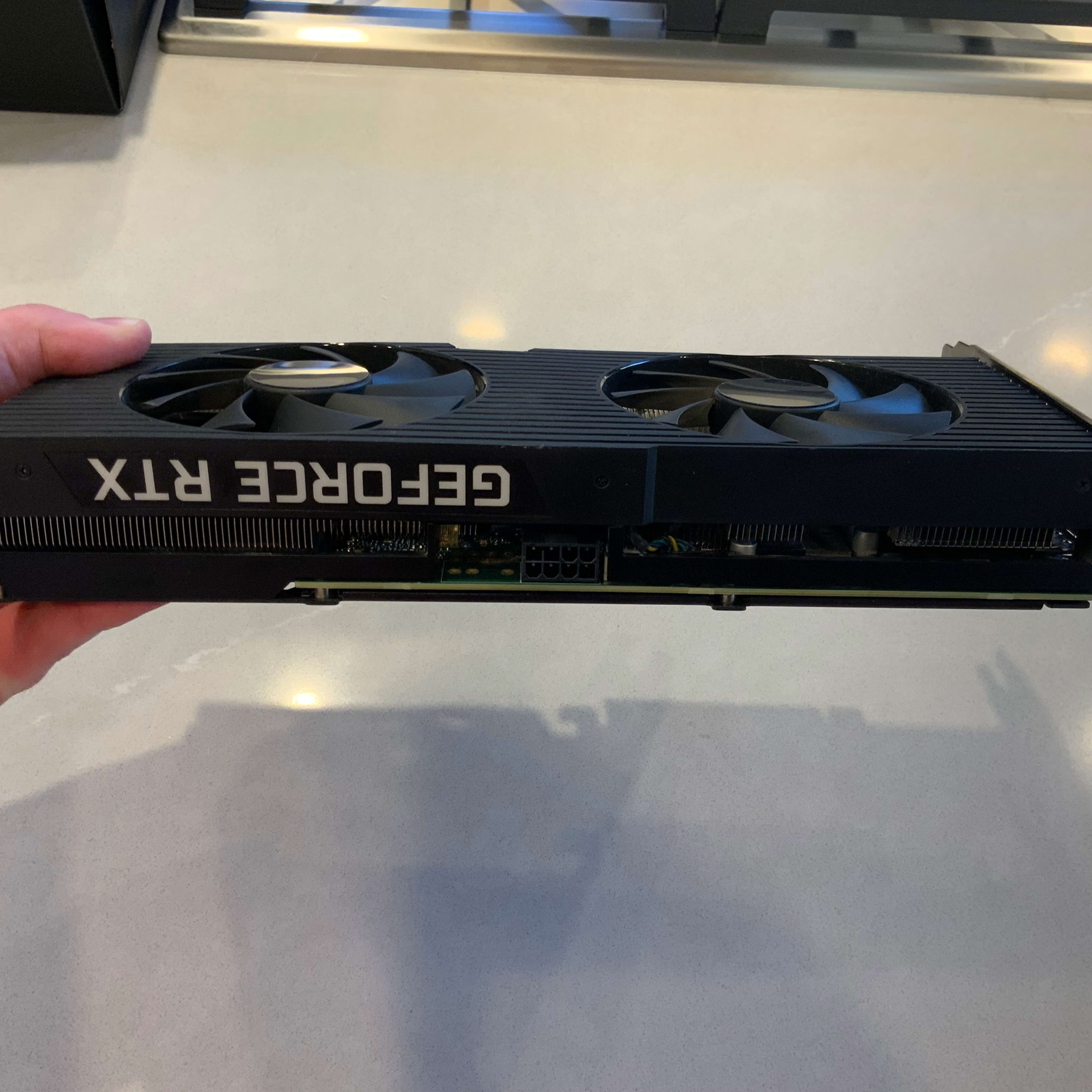 RTX  8GB   DELL OEM   LIKE NEW   Jawa