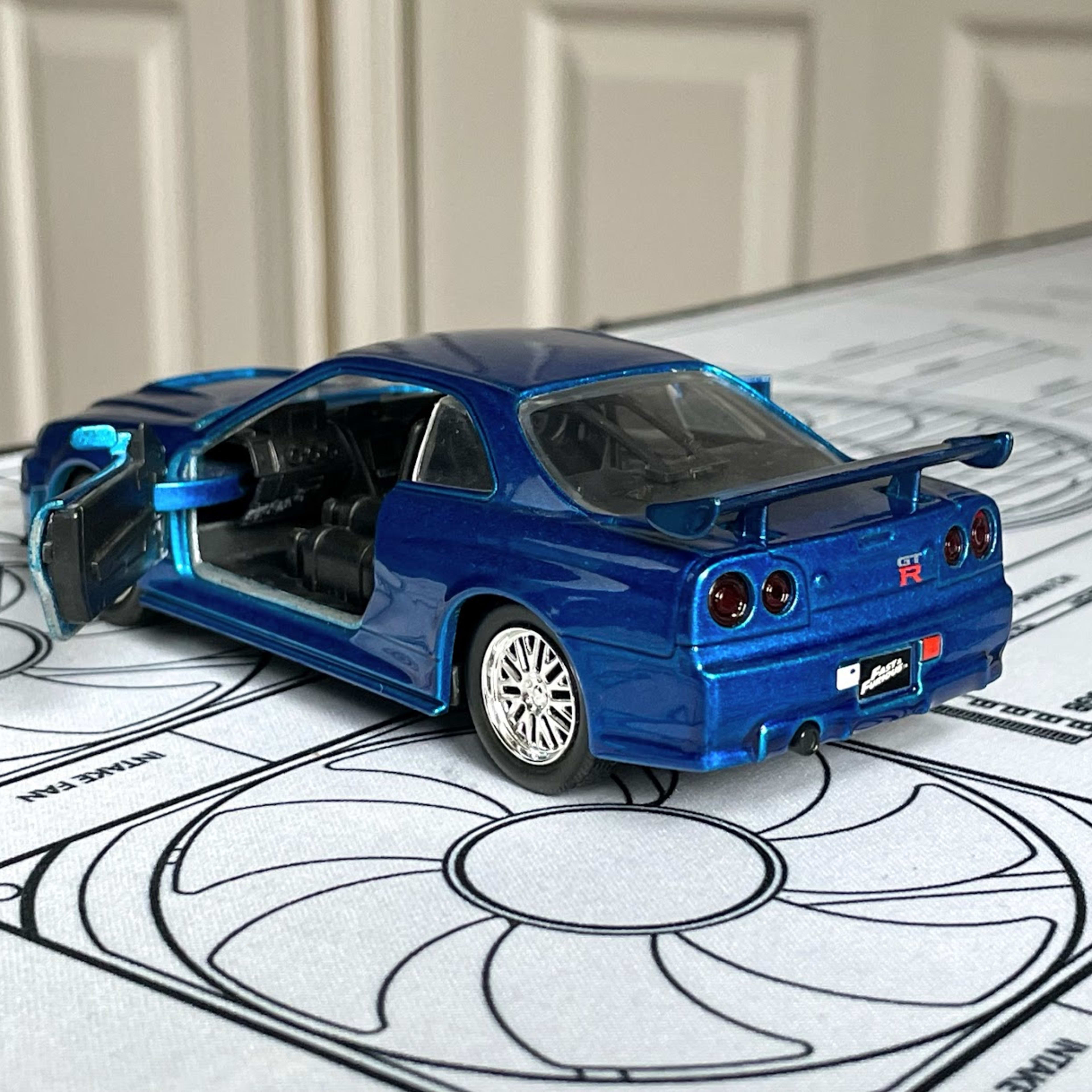 Jada Toys Fast & Furious Brian's 2002 Blue Nissan Skyline GT-R R34 Diecast Car Model 1:32