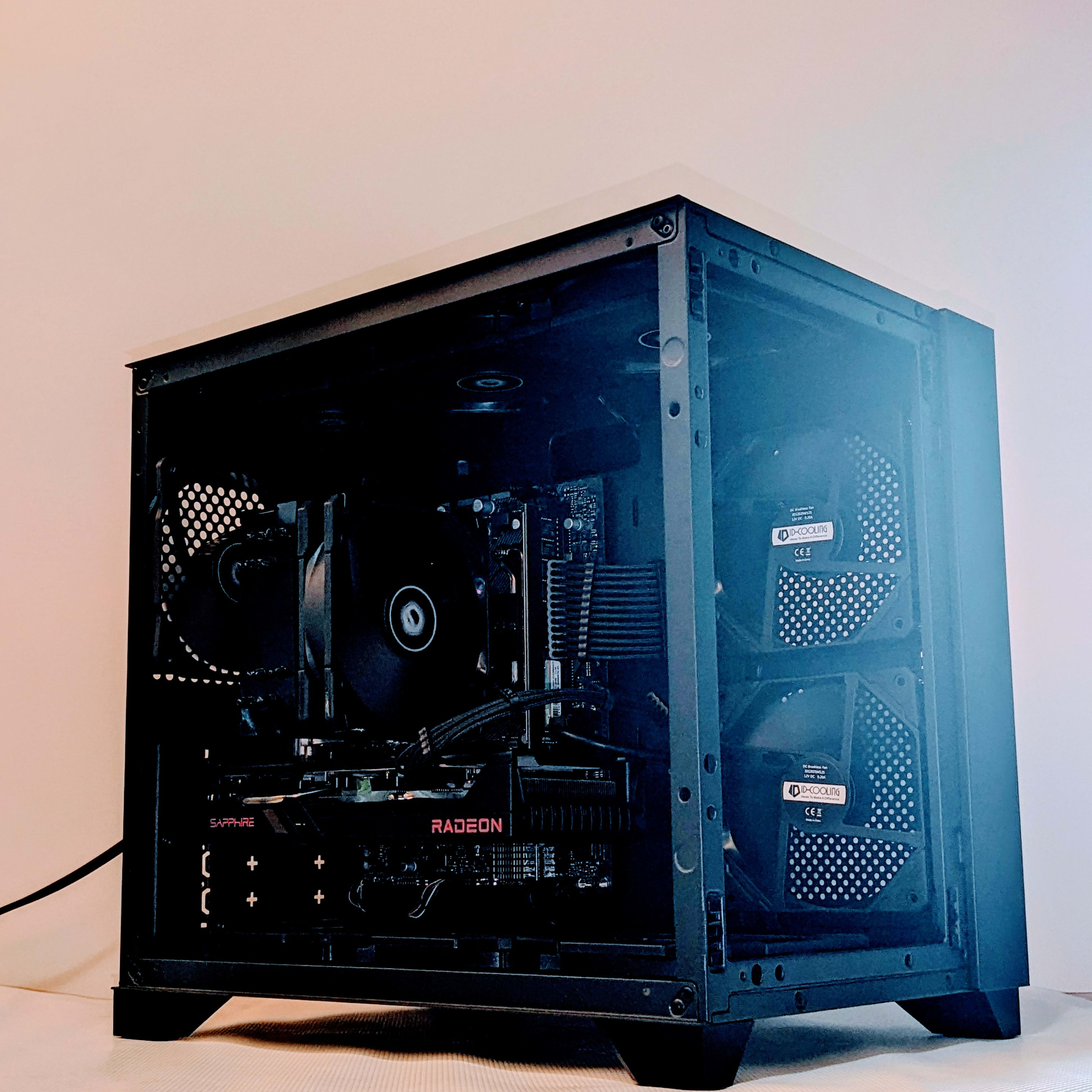 All Black Custom Gaming PC⚫️RX 6600XT ⚫️ Ryzen 5 3600X@4.5GHz⚫️ 16GB RAM ⚫️ 1TB NVMe ⚫️ Windows 11