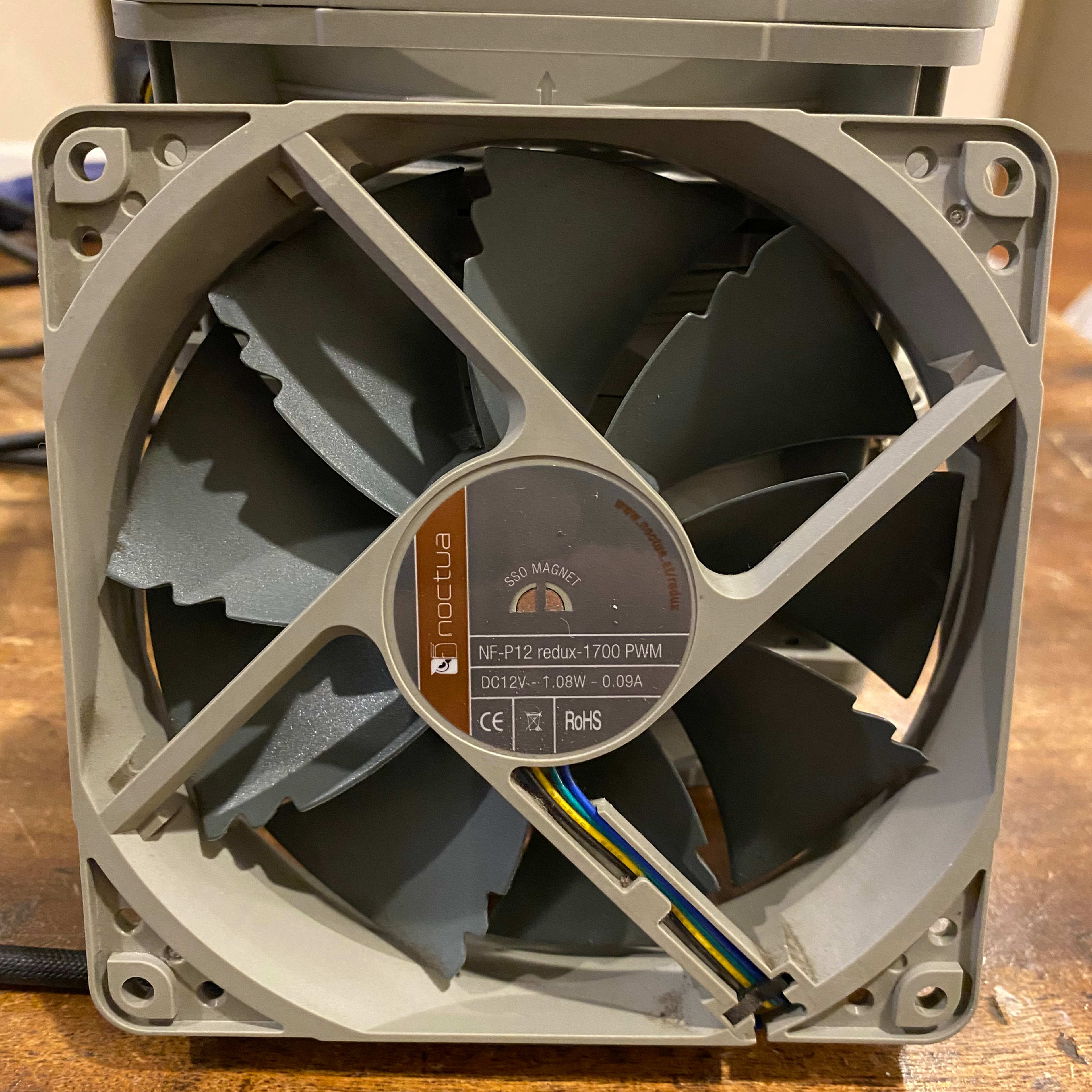 8-Pack Bundle of Noctua NF-P12 redux-1700PWM Fans