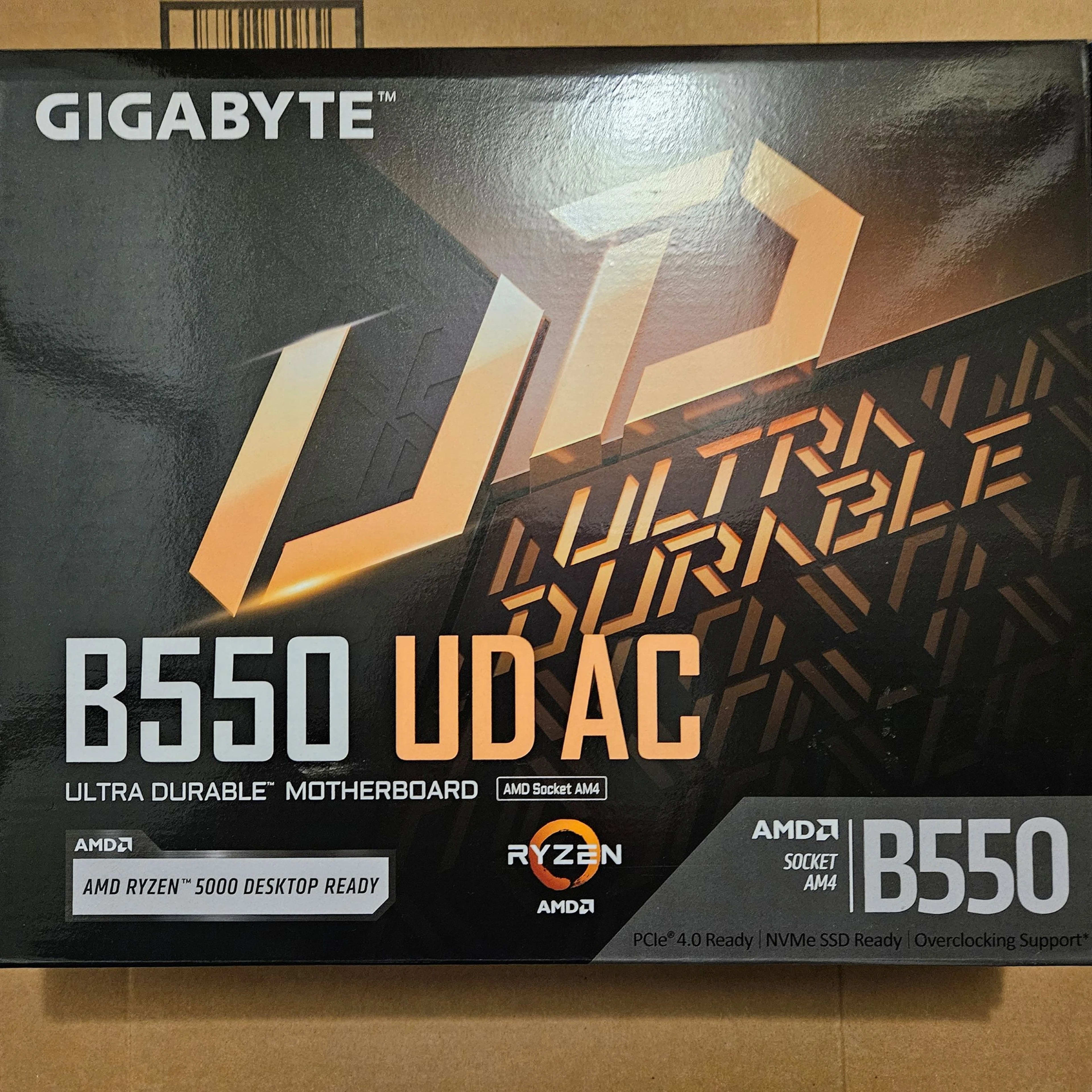 Gigabyte B550 UC AD Wifi AM4 - New