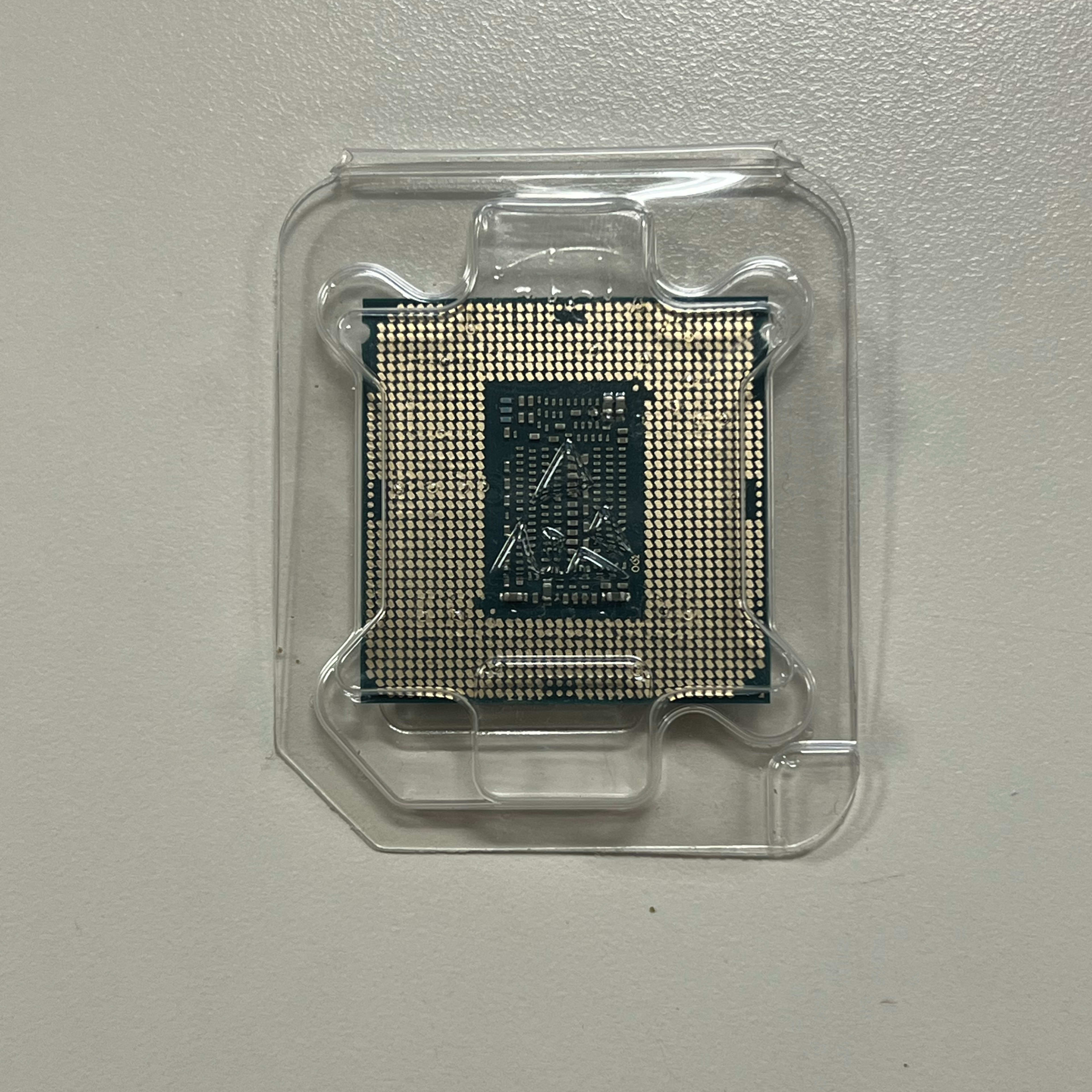 CPU Intel Core i5 9500 中古品×１個 CORE i5 9500 coreの新品・未使用品・中古品｜Yahoo!フリマ（旧