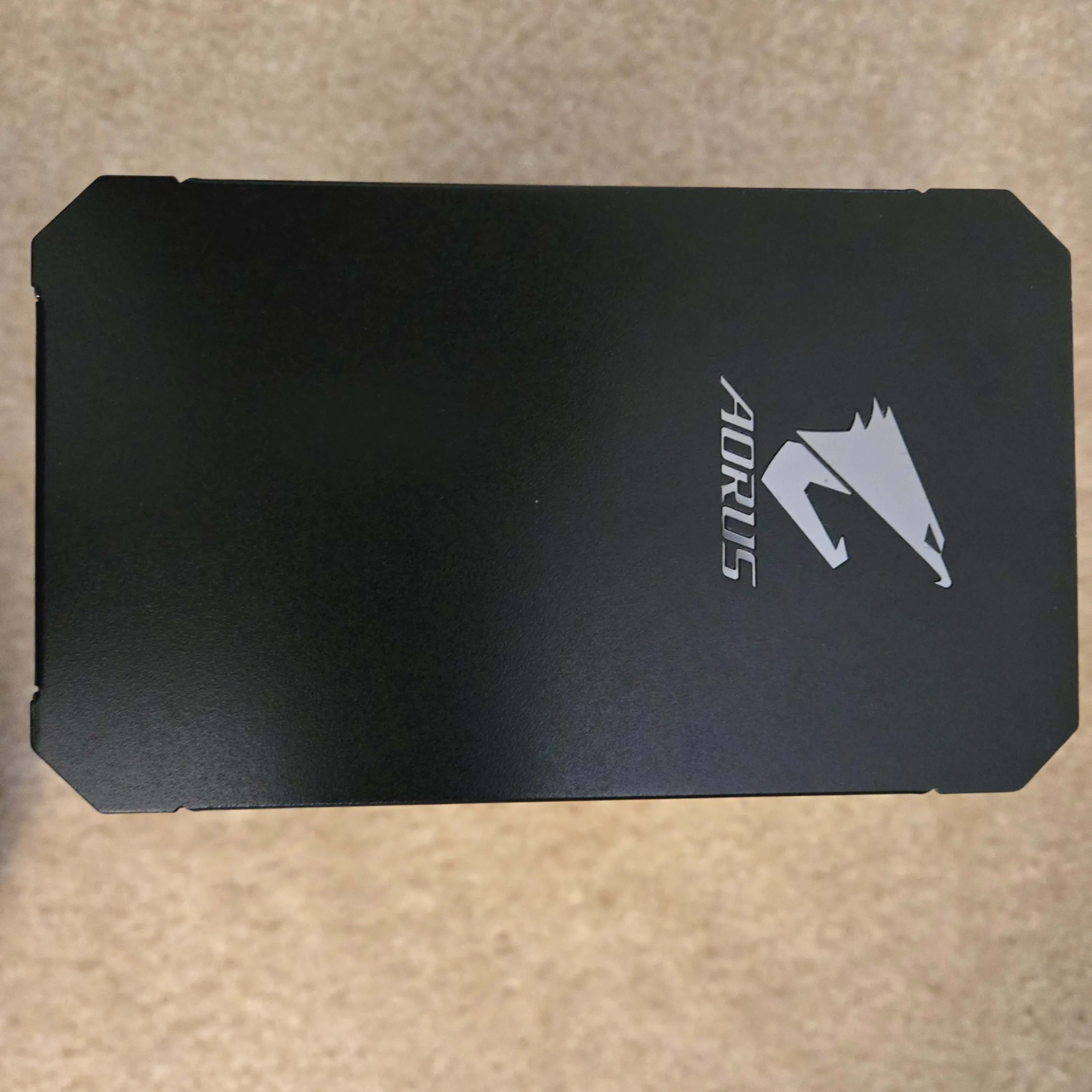 GIGABYTE AORUS GTX 1080 GAMING BOX 8GB RGB eGPU Thunderbolt GIGABYTE AORUS GTX 1080 GAMING BOX 8GB RGB eGPU Thunderbolt