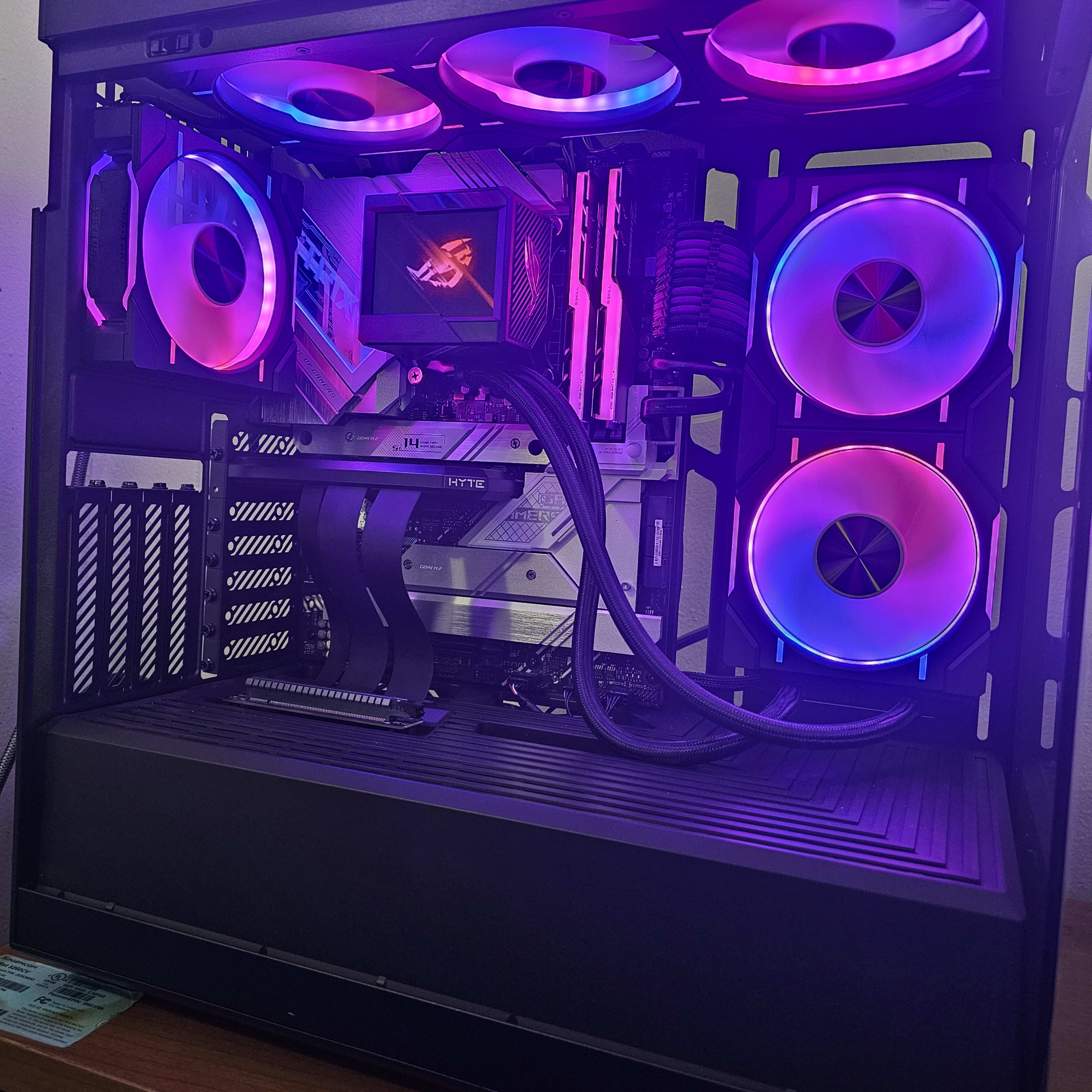 くも / RTX3080/Ryzen 7/新品SSD 1TB くも / RTX3080/Ryzen 7/新品SSD 1TB RTX 3080 | Ryzen 7 5800XT
