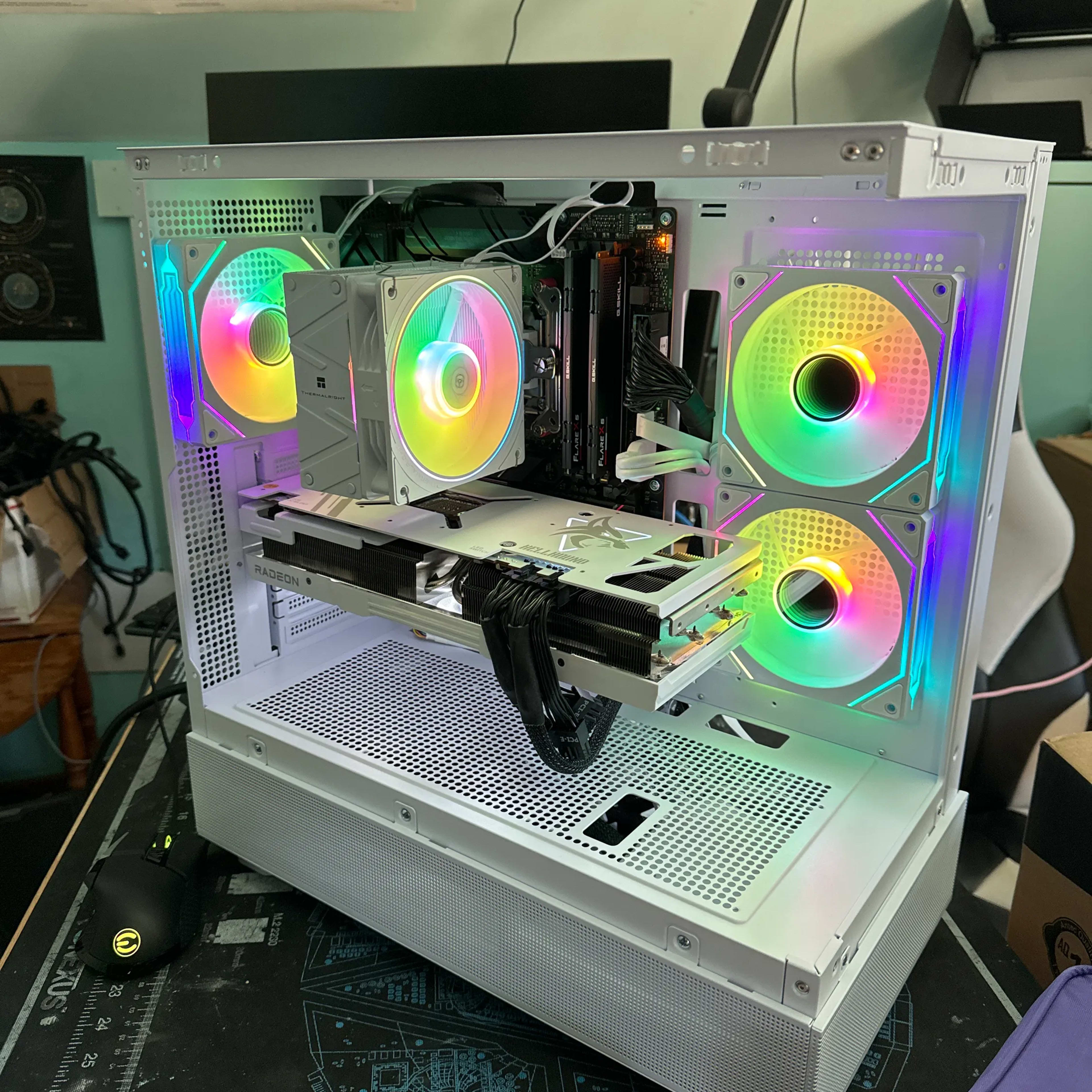 RTX 7900XTX Whiteout GAMING PC Ryzen 9 7900x