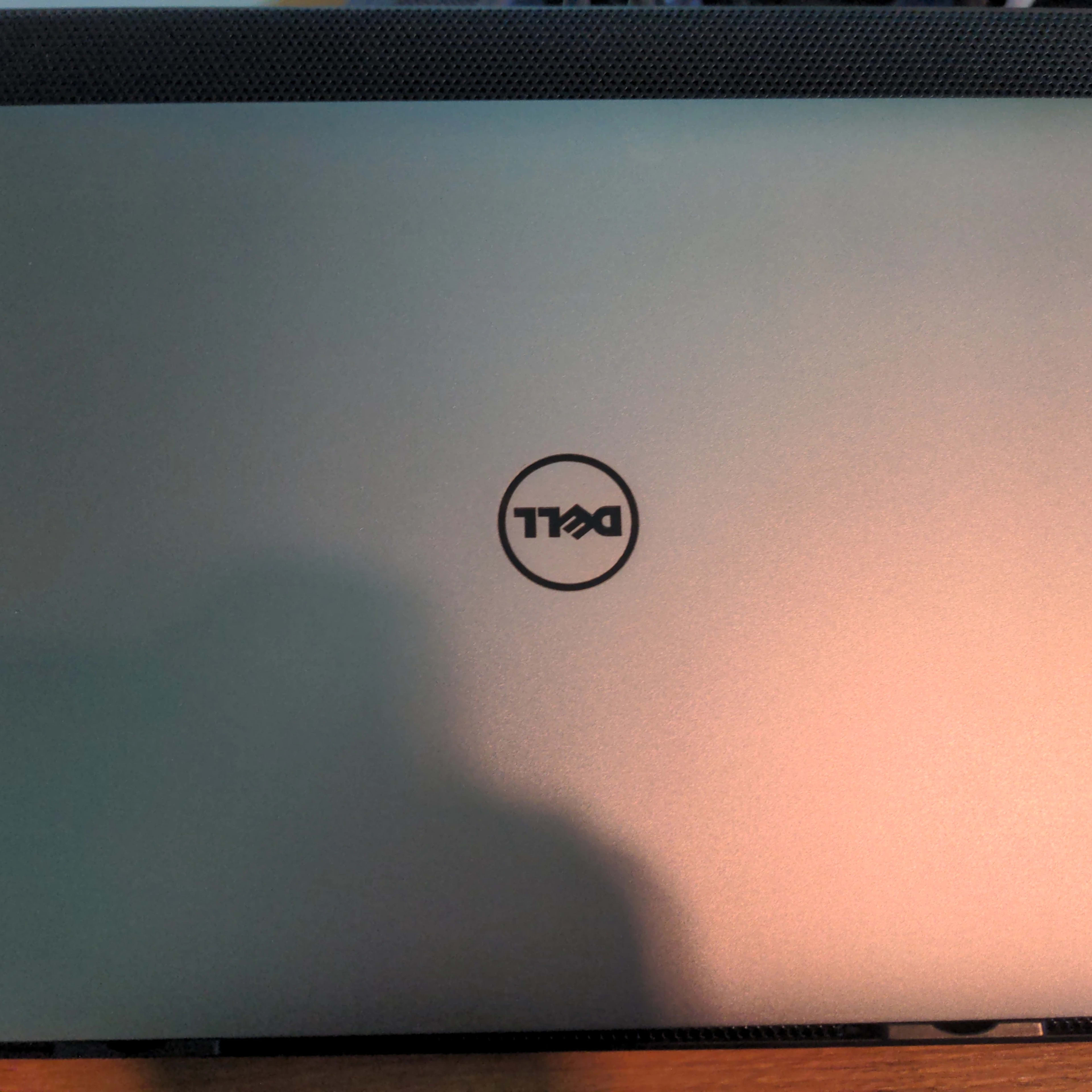 Dell XPS 9560 (4k, i7, 16GB, 1TB, 1050) | Jawa Dell XPS 9560 (4k, i7, 16GB, 1TB, 1050) | Jawa