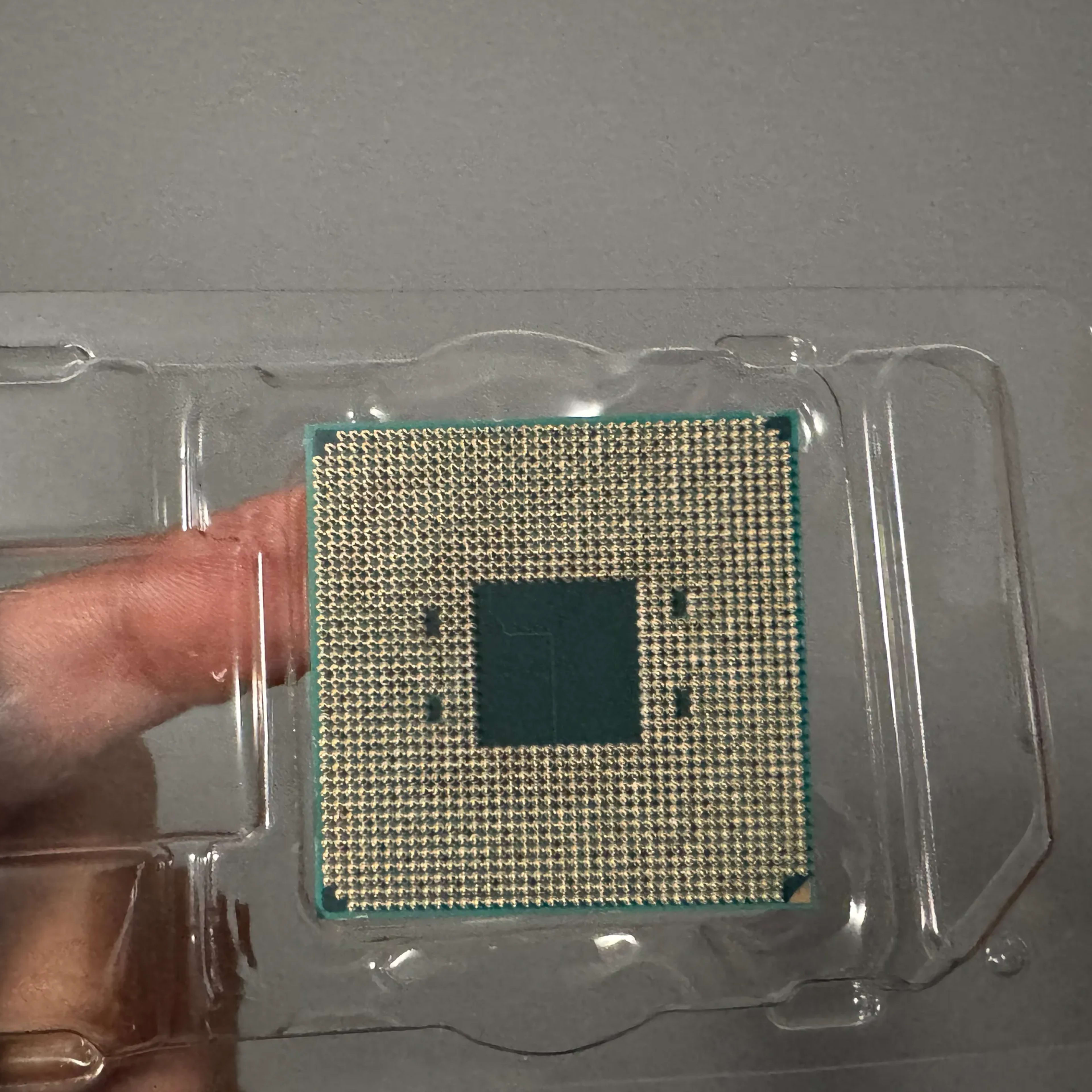 AMD Ryzen 5 5600G CPU/APU AM4 3.9 GHz Used - With Stock AMD Ryzen 5 5600G CPU/APU AM4 3.9 GHz Used - With Stock
