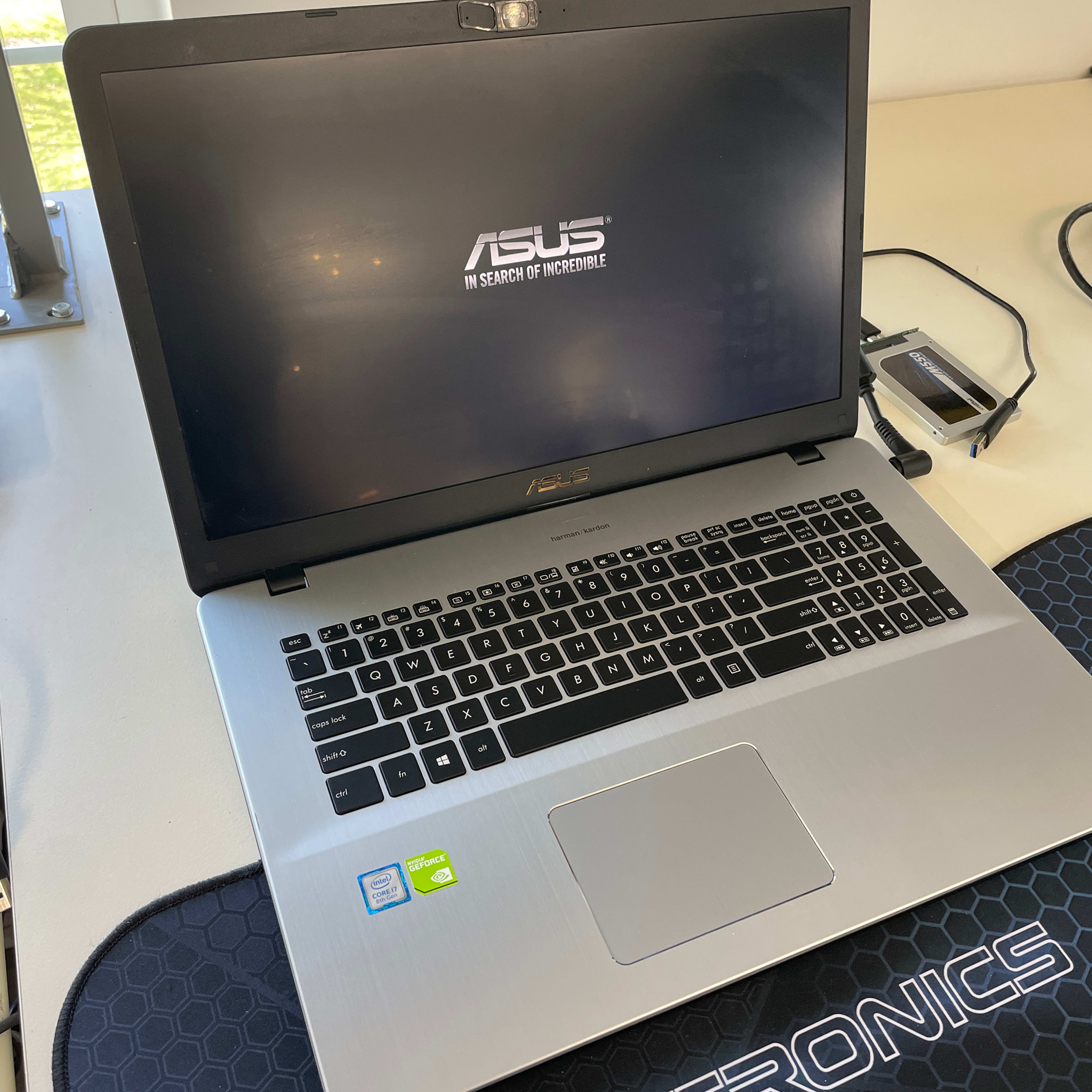 Asus Vivobook Pro