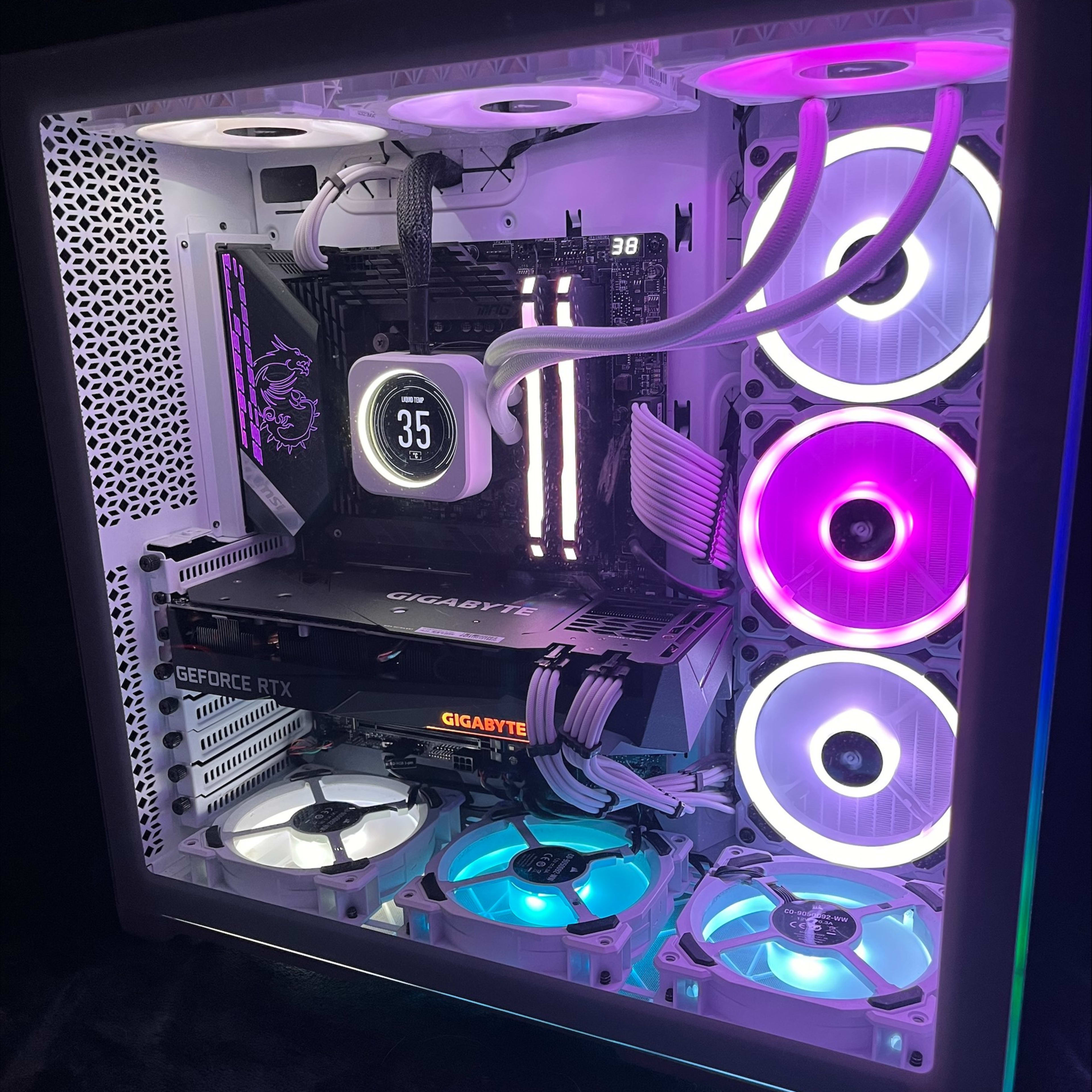 Gaming Computer GeForce RTX 3070, Intel i7 11700K, 2Tb M.2