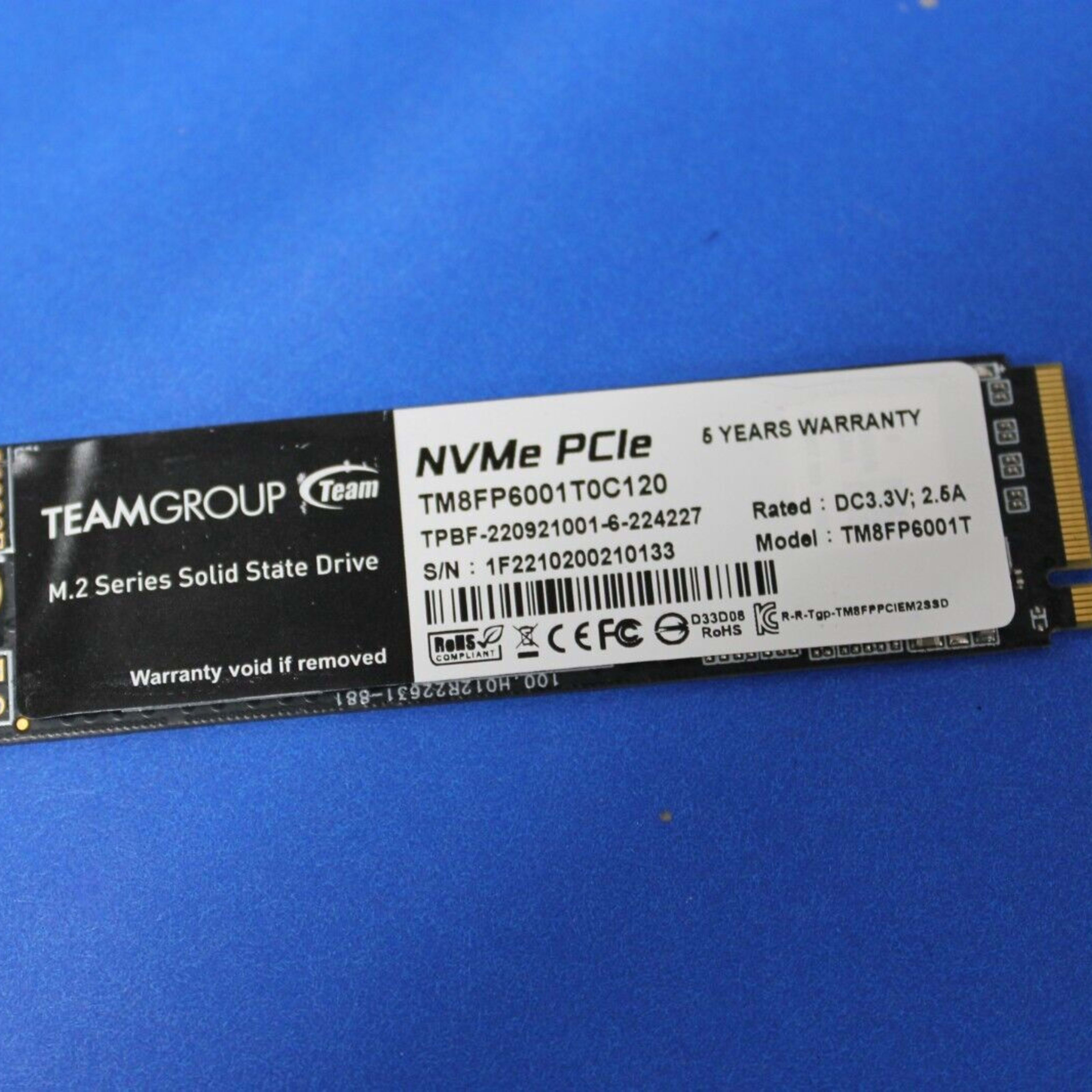 TEAM Teamgroup 1TB Solid State Drive M.2 NVMe Gen 3 x4 SSD (TM8FP6001T0C120)