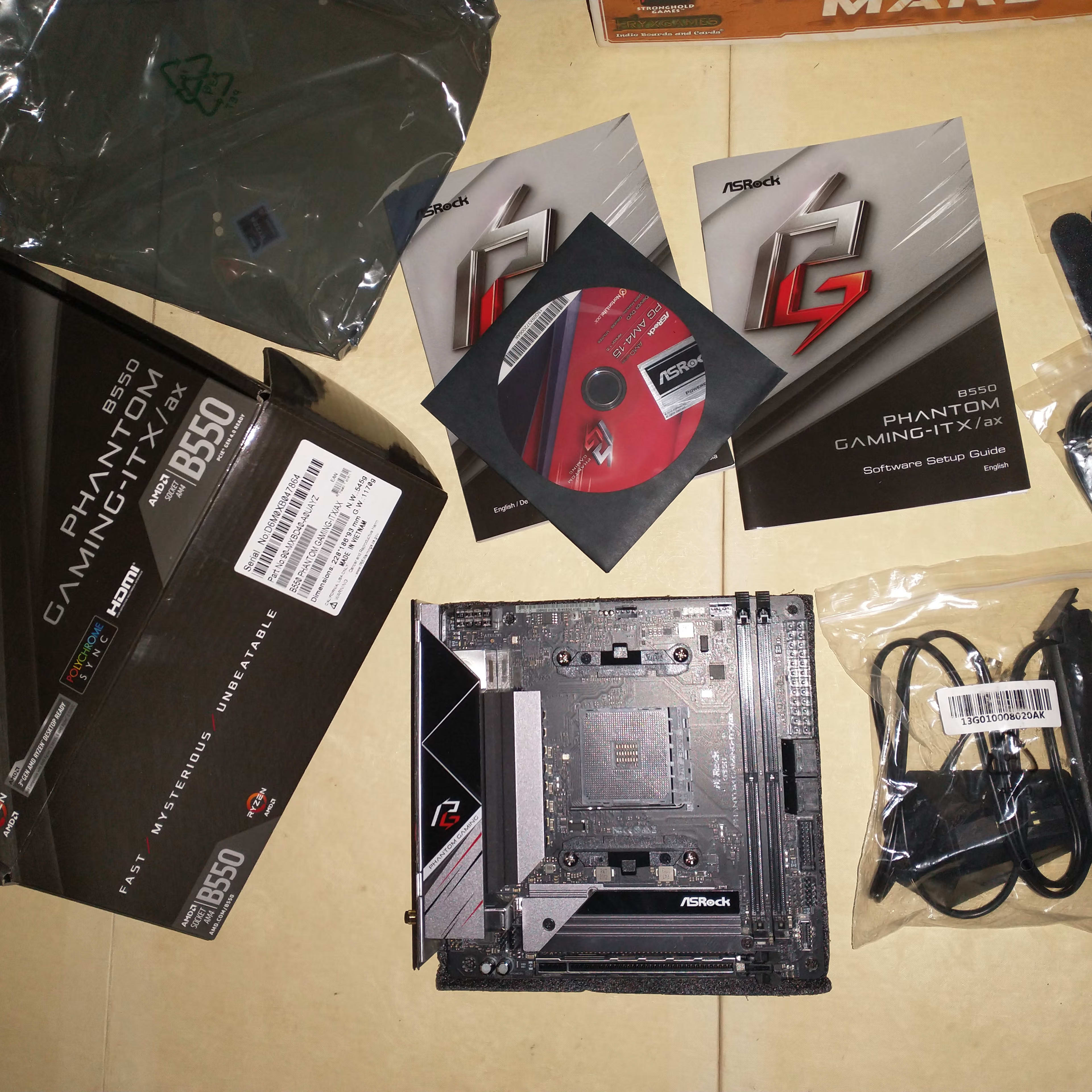 Asrock B550 PHANTOM GAMING ITX/ax | Jawa