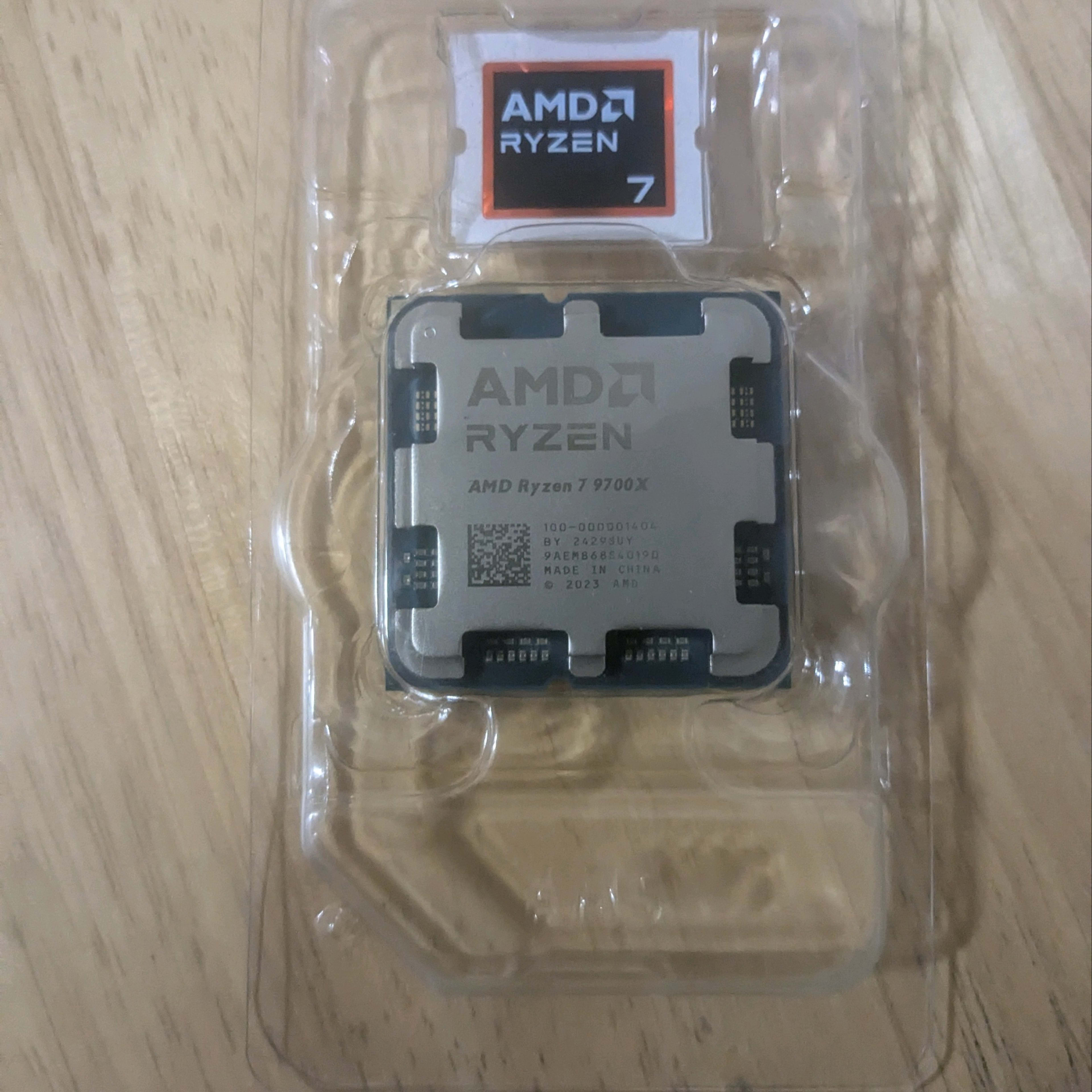 Ryzen 7 9700X | Jawa Ryzen 7 9700X | Jawa