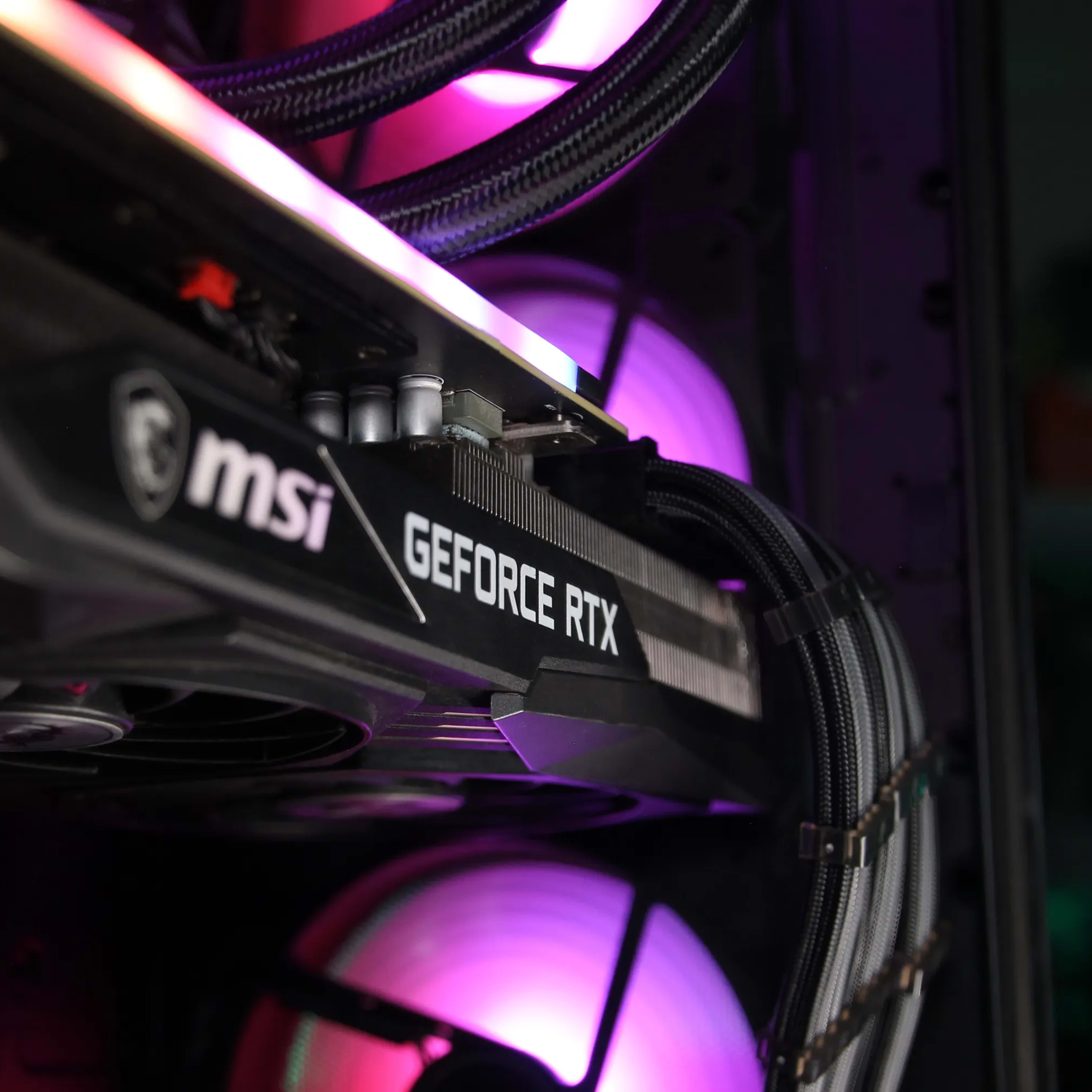 𝙇𝙐𝘾𝙆𝙔 // Core i7-12700K, RTX 3080 // Upper Mid-Range 𝙇𝙐𝘾𝙆𝙔 // Core i7-12700K, RTX 3080 // Upper Mid-Range