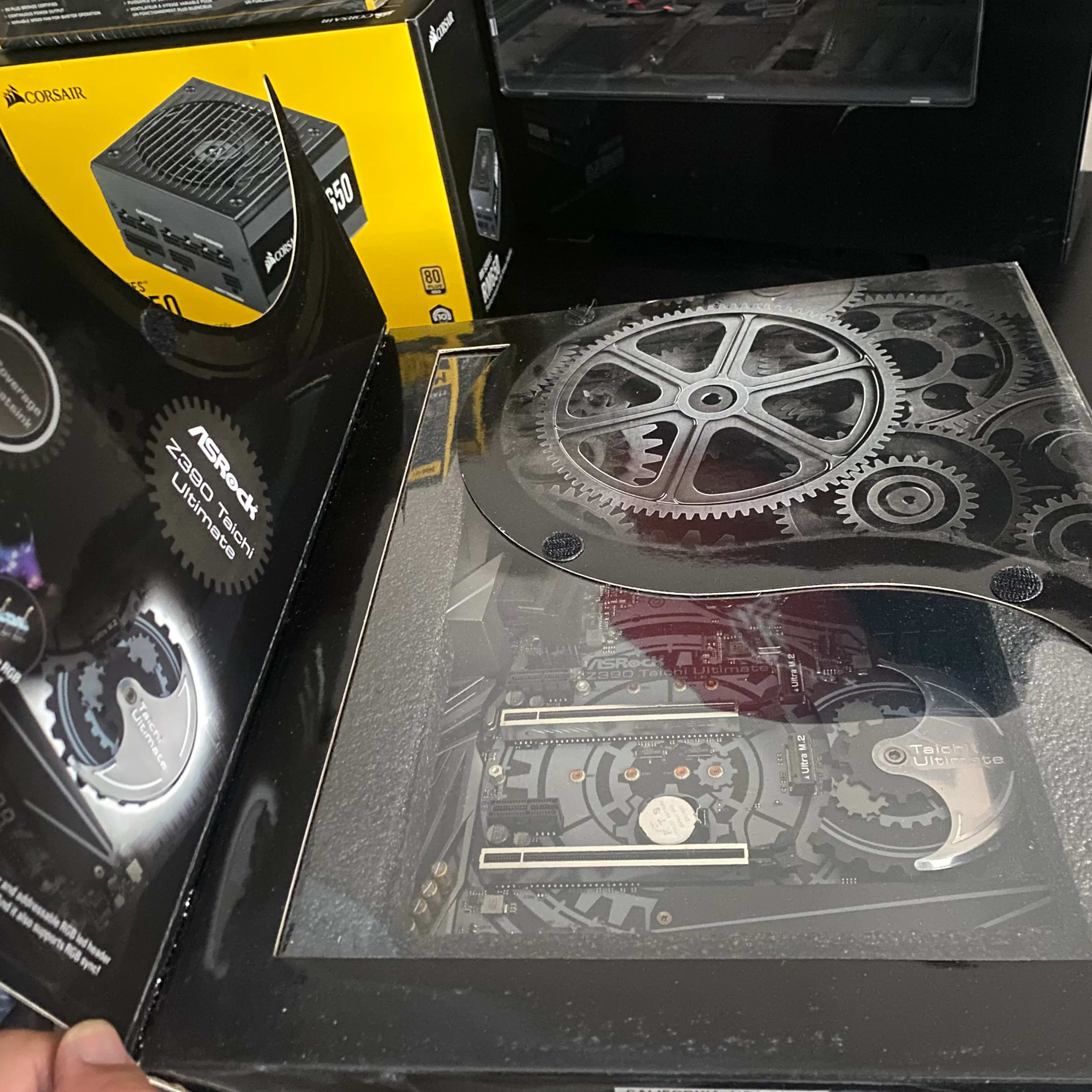 BNIB ASRock Z390 Taichi Ultimate | Jawa