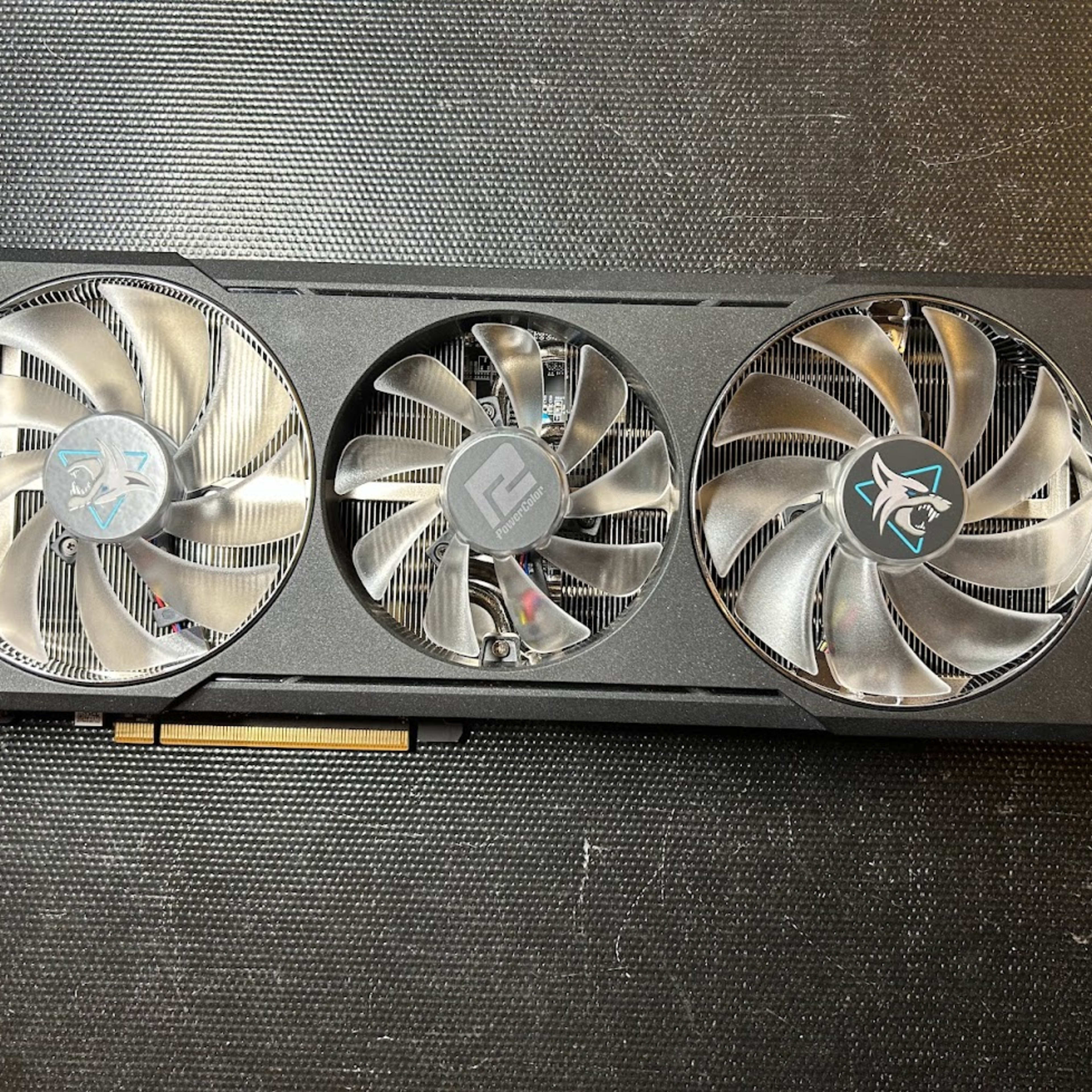 AMD Radeon RX 6700xt 12GB PowerColor Hellhound - Amazon Openbox | Jawa