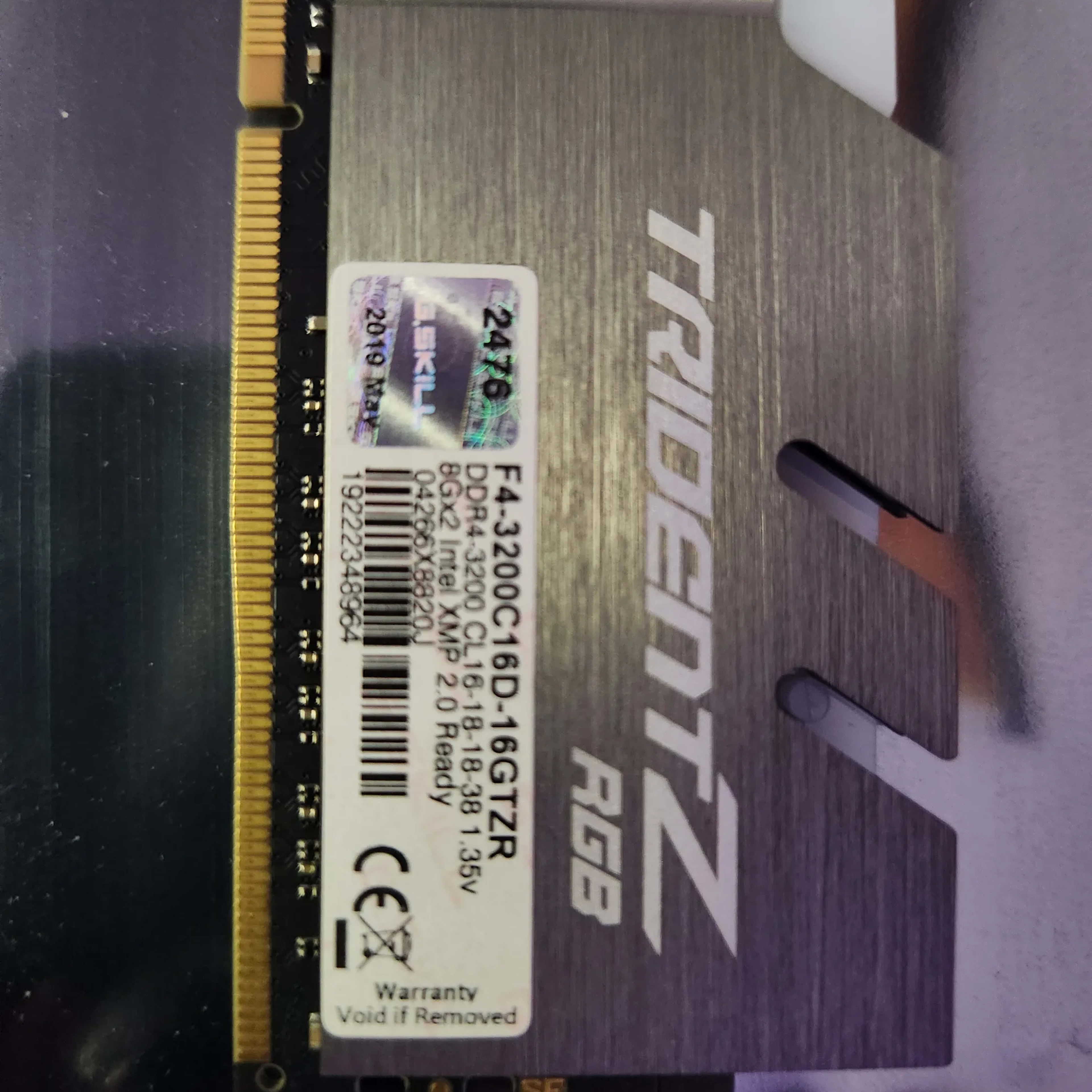 G.Skill Trident Z RGB 16 GB (2 x 8 GB) DDR4-3200 CL16