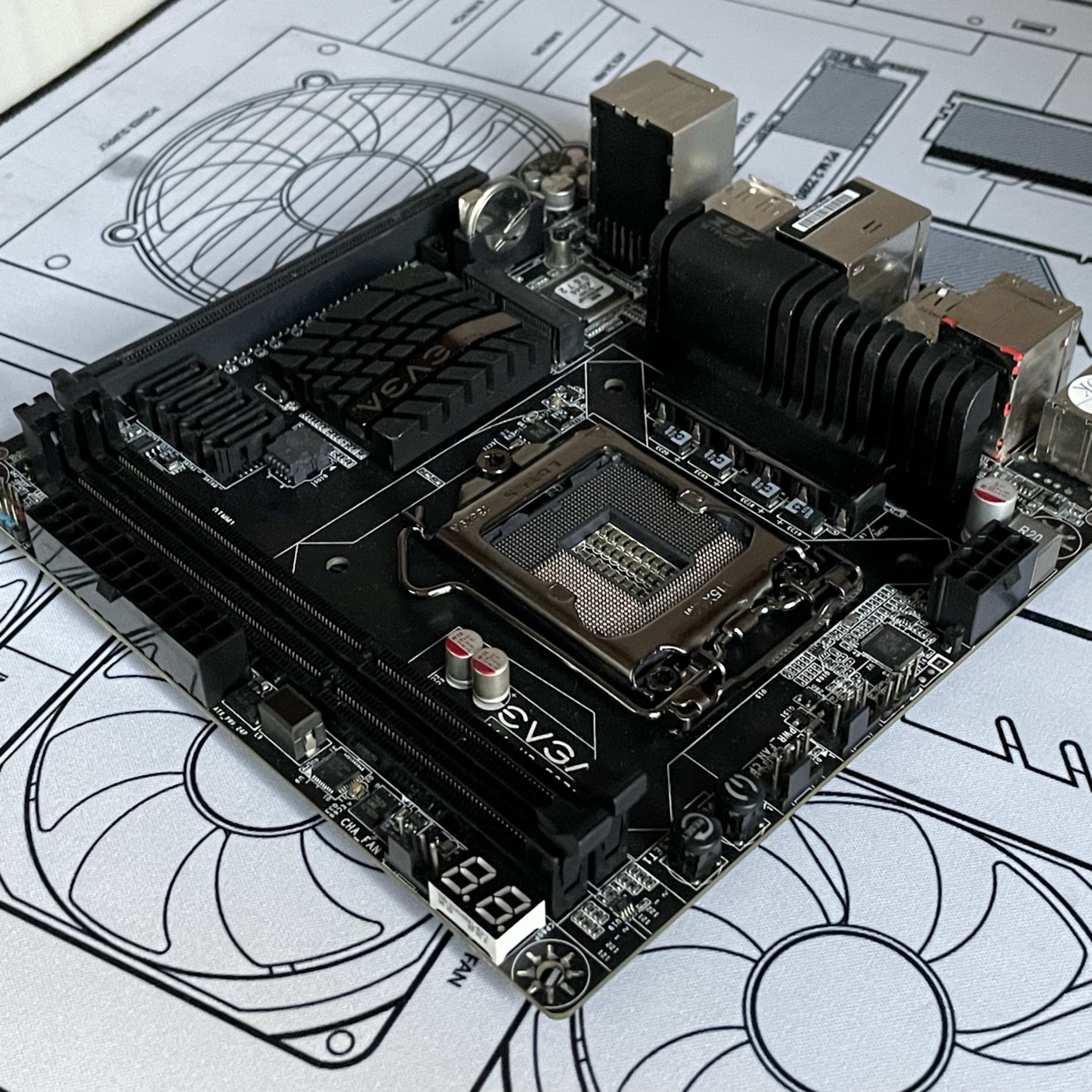 *RARE!* EVGA Z97 Core3D Mini-ITX computer motherboard LGA 1150 (Factory Refurbished by EVGA)