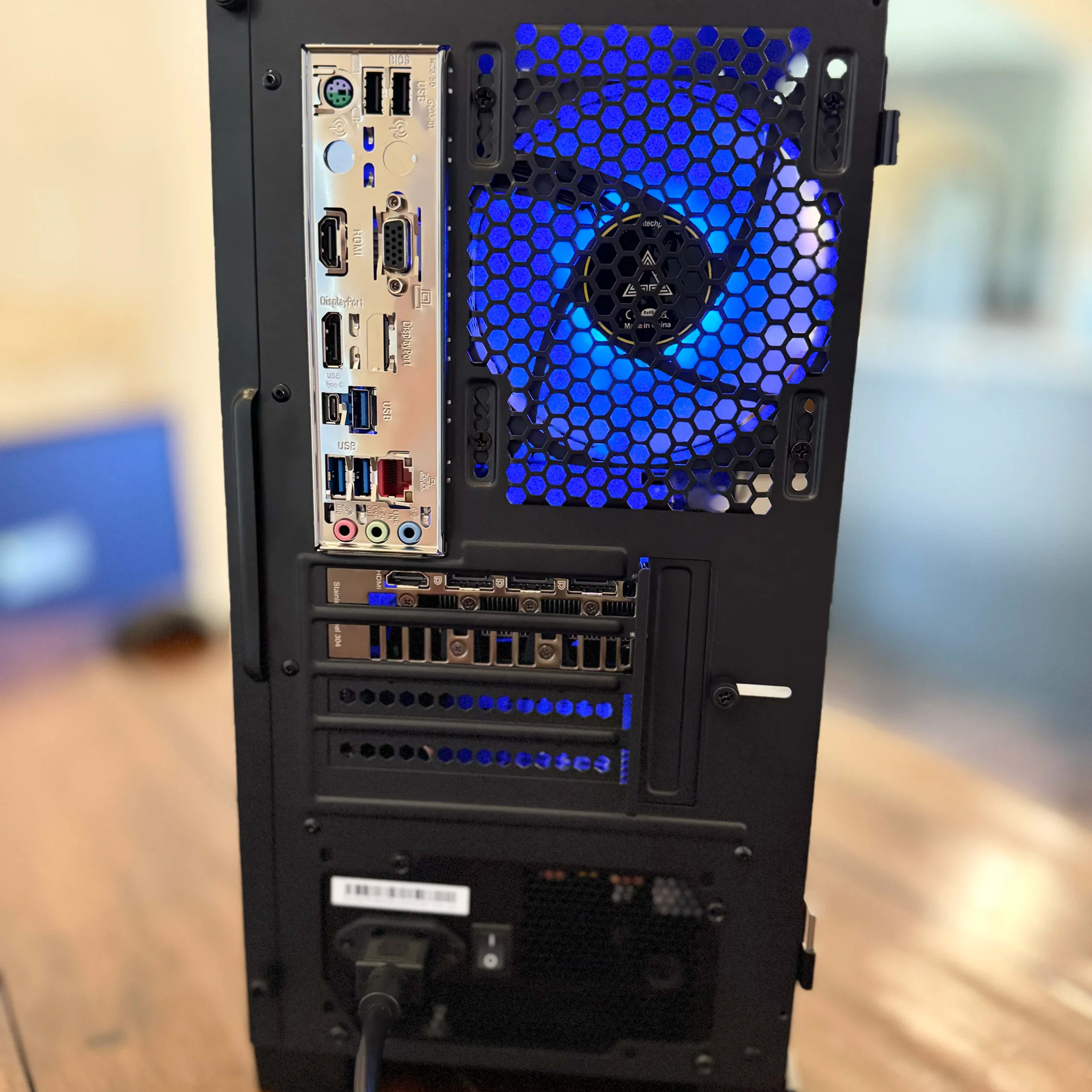 ALL NEW PARTS! RTX 4060 | i5-12600KF | 1.5TB SSD | 16GB RAM ALL NEW PARTS! RTX 4060 | i5-12600KF | 1.5TB SSD | 16GB RAM