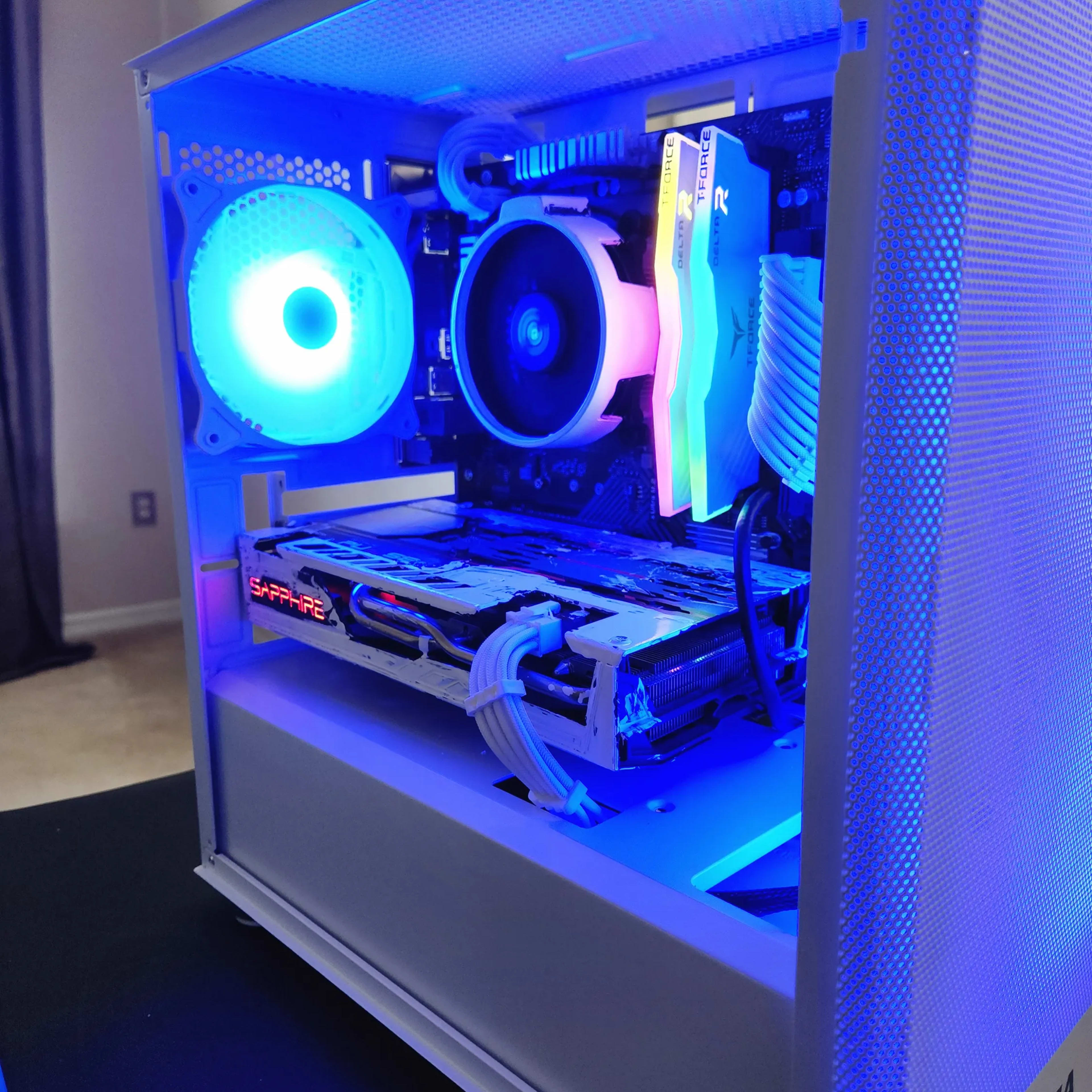 White Knight Gaming Desktop. Ryzen 5 5500/Rx 5600 XT (Similar to 3060)