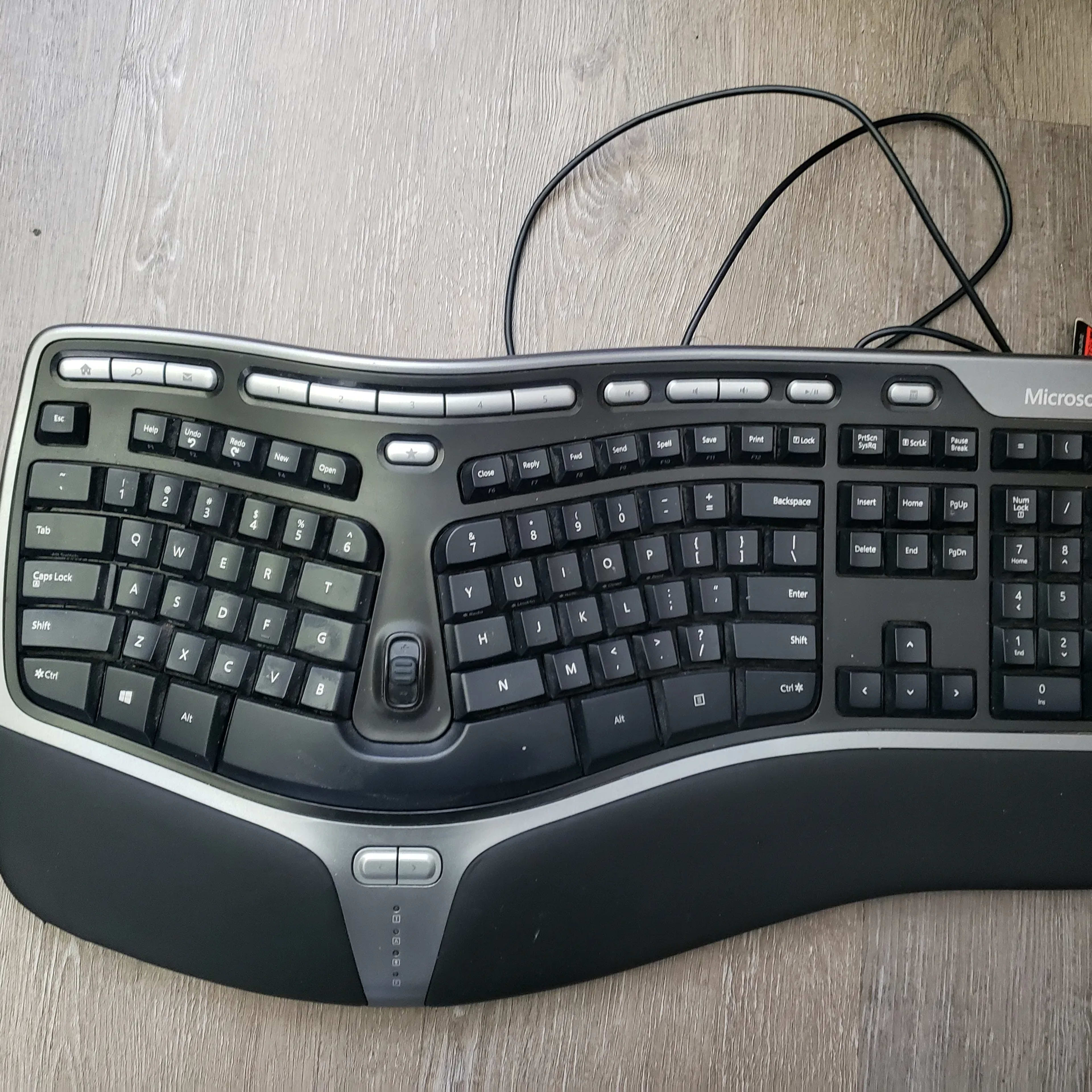 Good-Used Condition Microsoft Ergonomic Keyboard