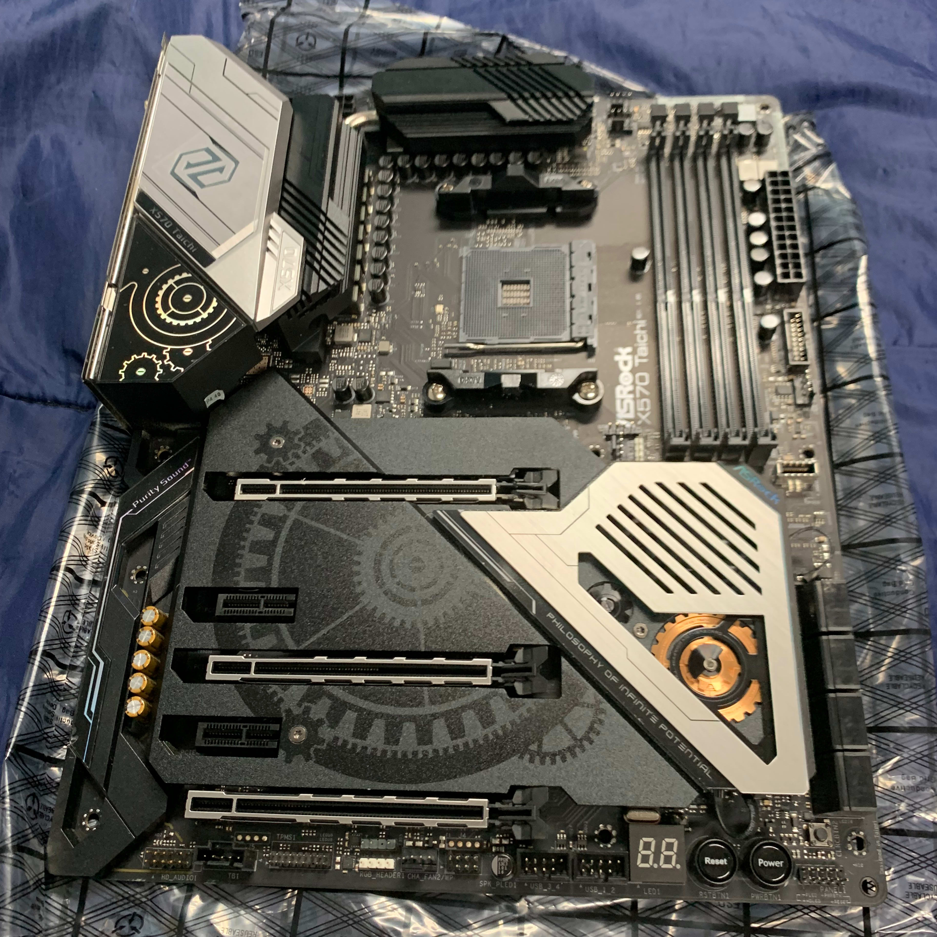 Used ASRock X570 Taichi **FOR PARTS**