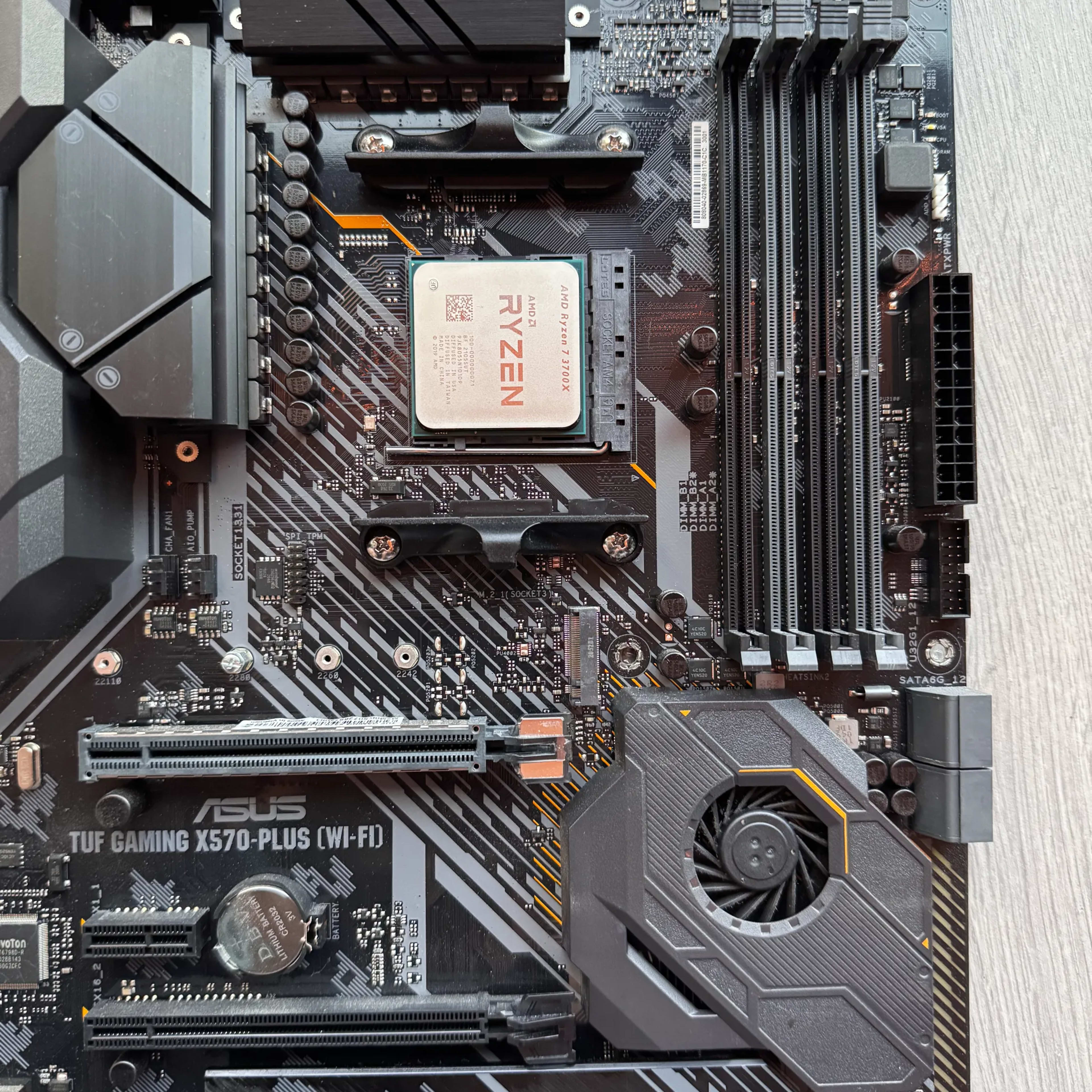 AMD Ryzen 7 3700X and ASUS TUF GAMING X570-PLUS (WI-FI) | Jawa AMD Ryzen 7 3700X and ASUS TUF GAMING X570-PLUS (WI-FI) | Jawa