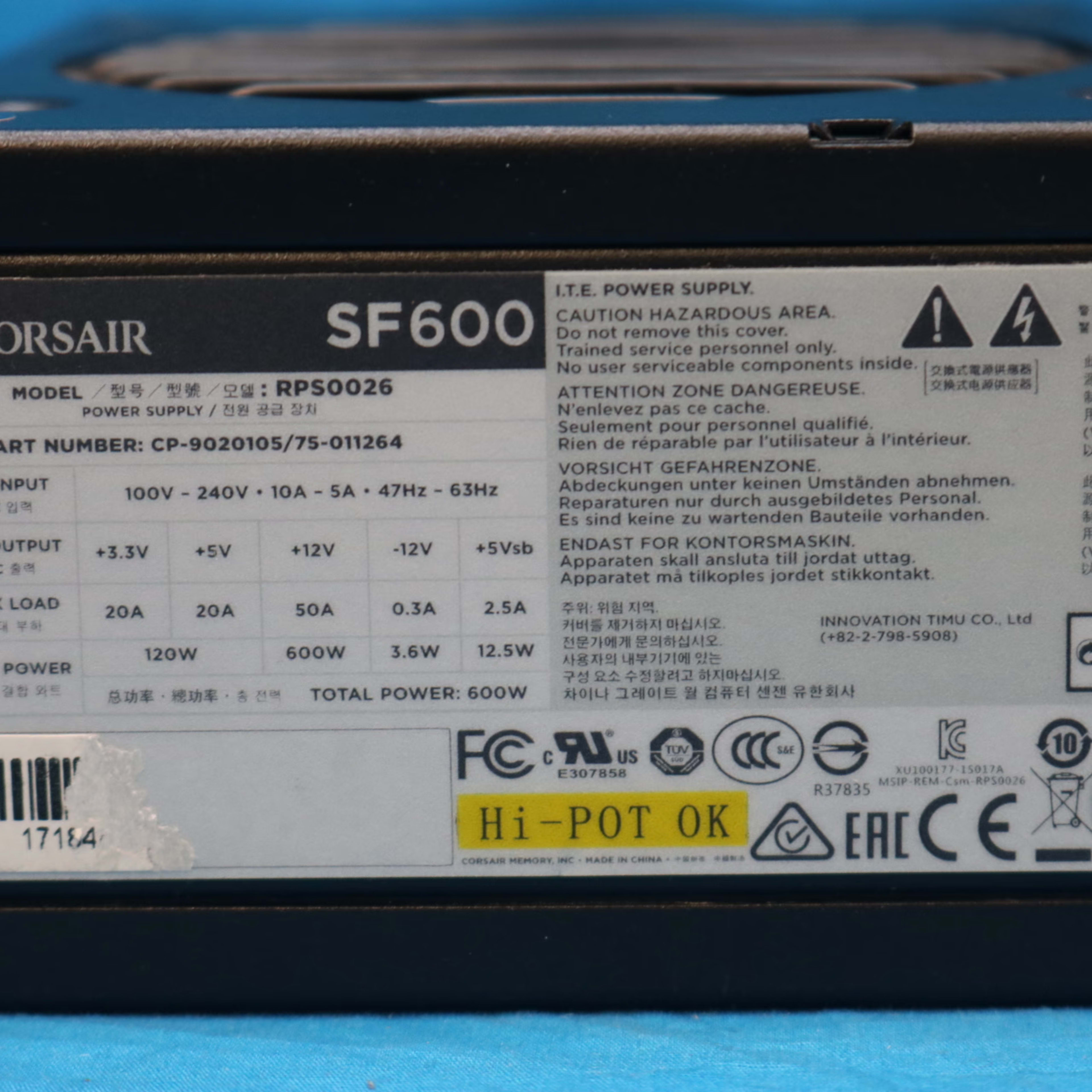 Corsair SF600 600W 80 PLUS Gold Fully-Modular SFX Desktop Power Supply CP-9020105 RPS0026