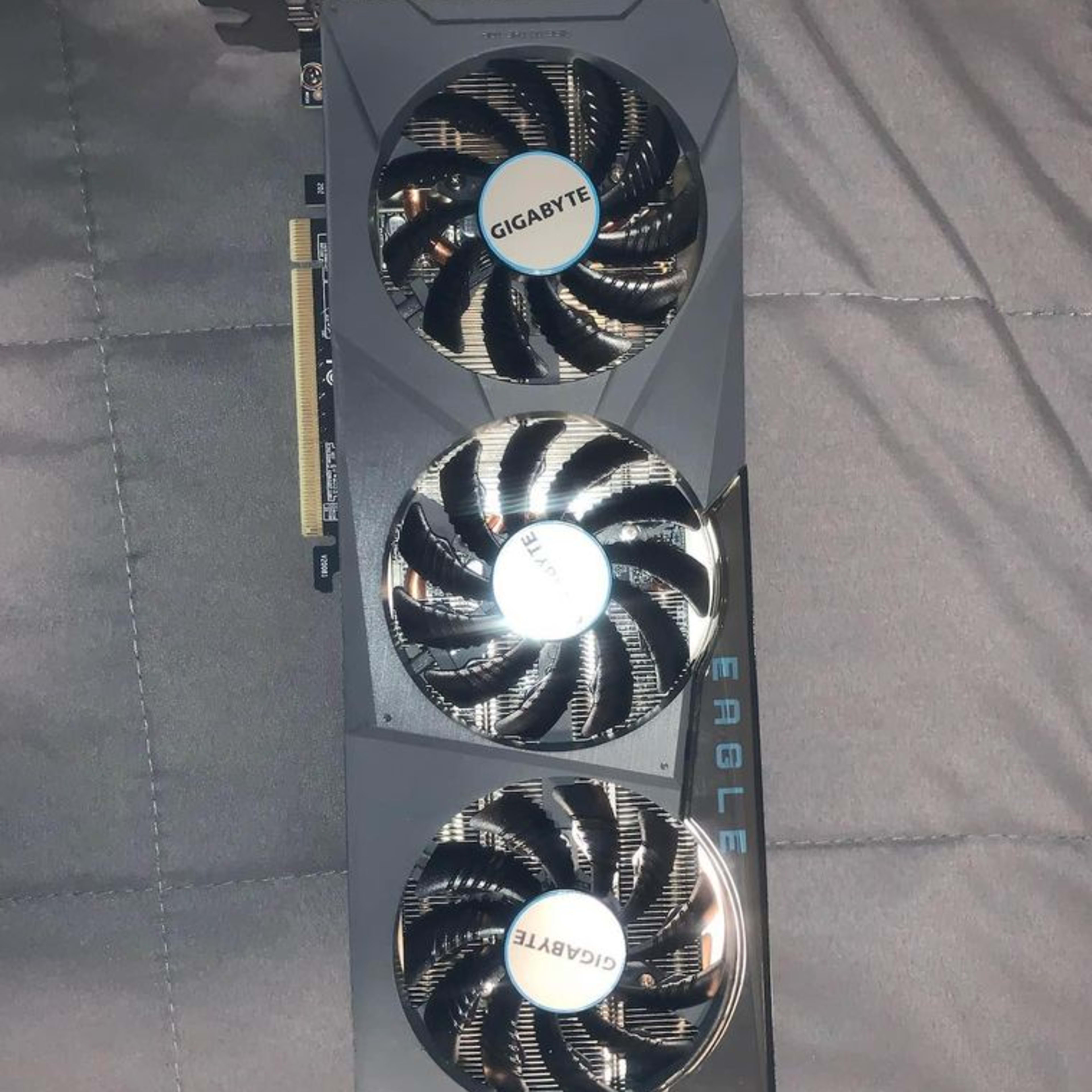 Gigabyte GeForce RTX 3070 Eagle OC 8G (REV2.0) | Jawa Gigabyte GeForce RTX 3070 Eagle OC 8G (REV2.0) | Jawa