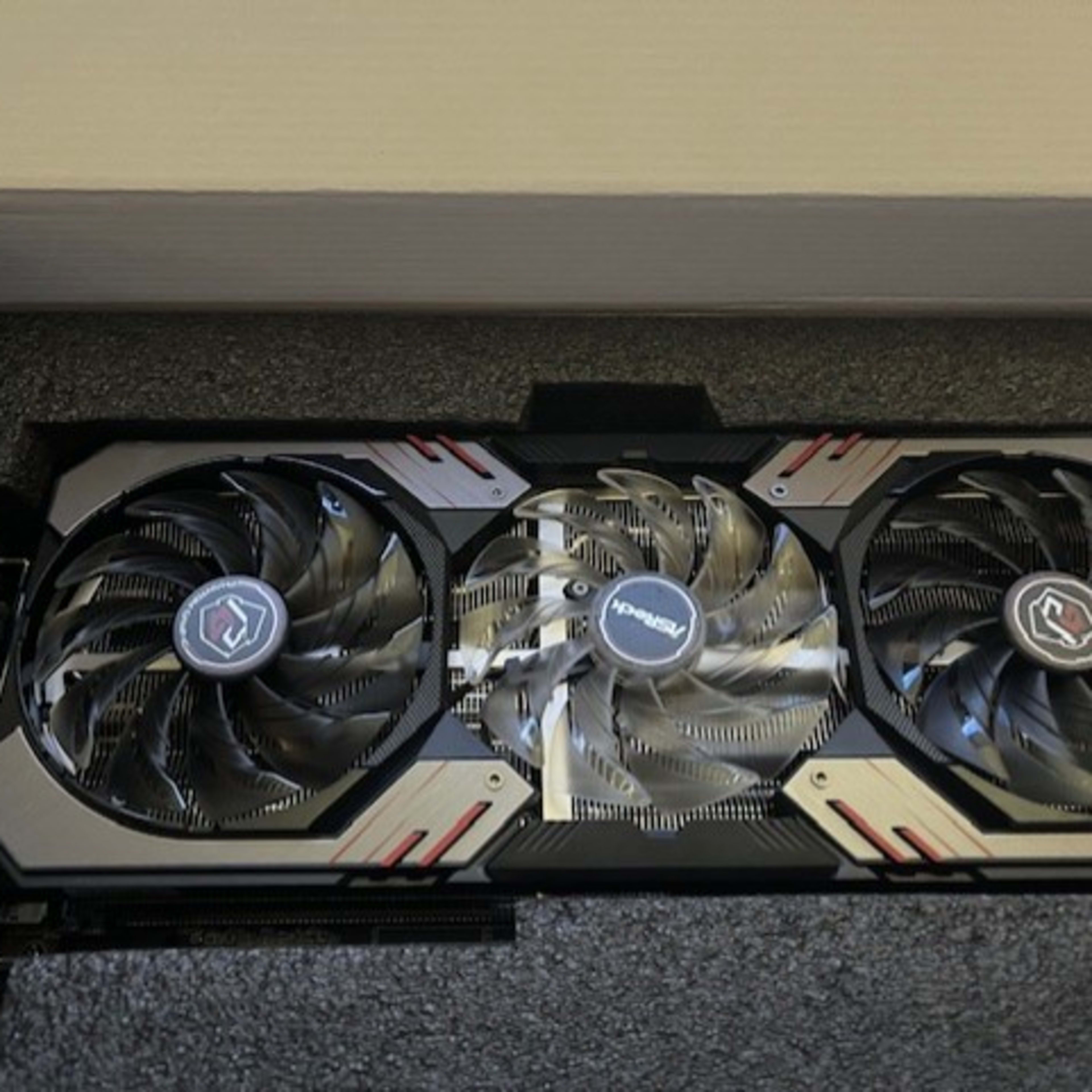 ASRock Phantom Gaming Radeon RX 6900 XT 16GB | Jawa ASRock Phantom Gaming Radeon RX 6900 XT 16GB | Jawa
